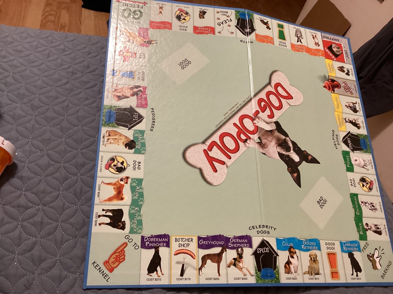 DOG-OPOLY COMPLETE GAME, LATE FOR THE SKYE, EXC. COND/ FREE POSTAGE!!!