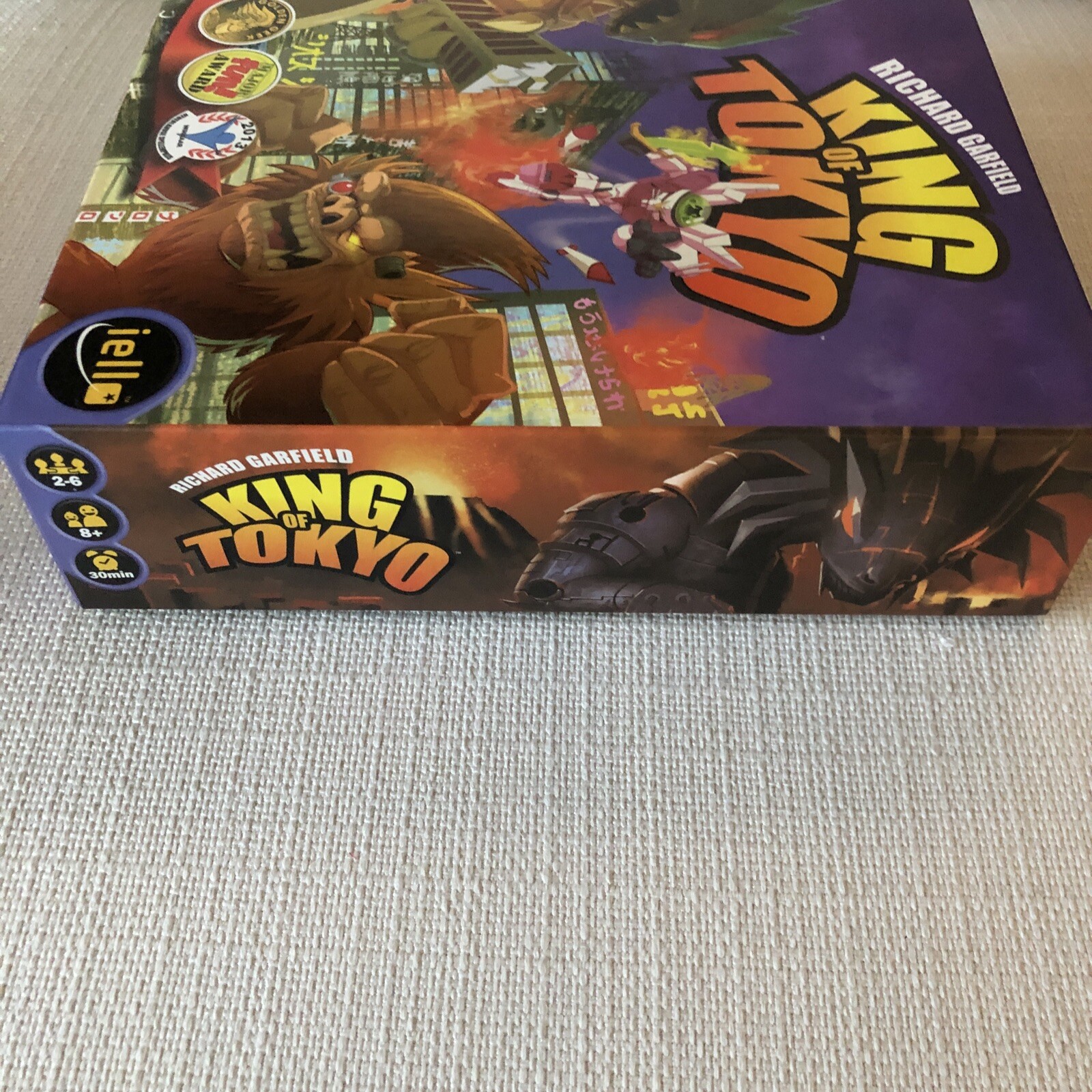 King of Tokyo Board Game Iello 2-6 player 8+ EUC 100% Complete