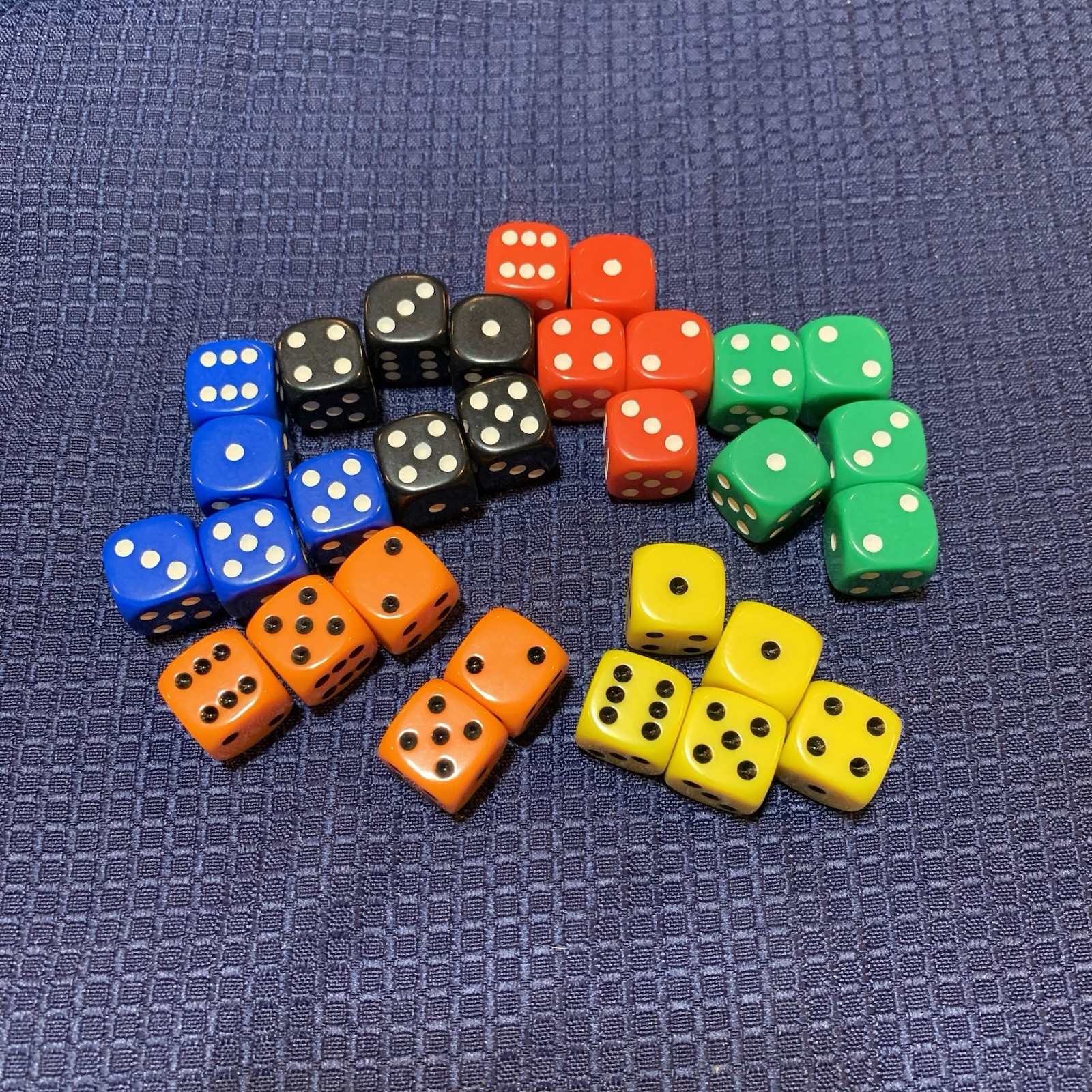 PERUDO Classic Game of Liar’s Dice Tin Box Pressman 2002, Complete EUC Free Ship