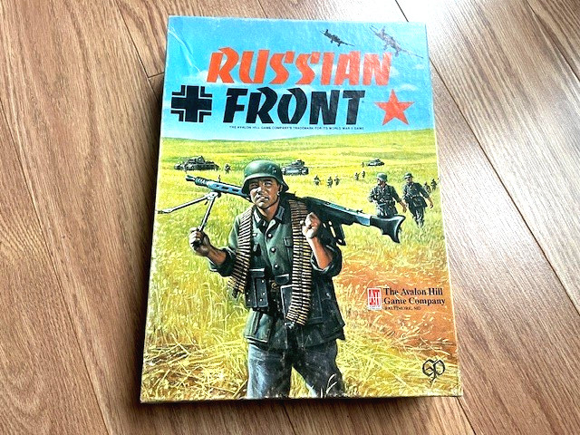 Avalon Hill Russian Front, exc; Bonus: 2nd Ed, variants, aids, map extension, AK