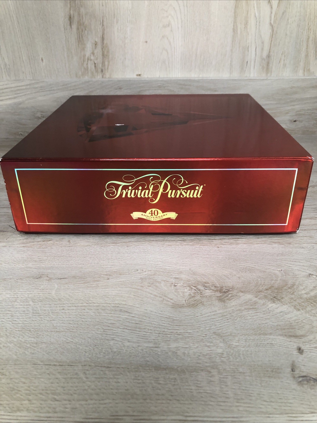 TRIVIAL PURSUIT 40th ANNIVERSARY Ruby Edition Board Game Hasbro 2018 COMPLETE!