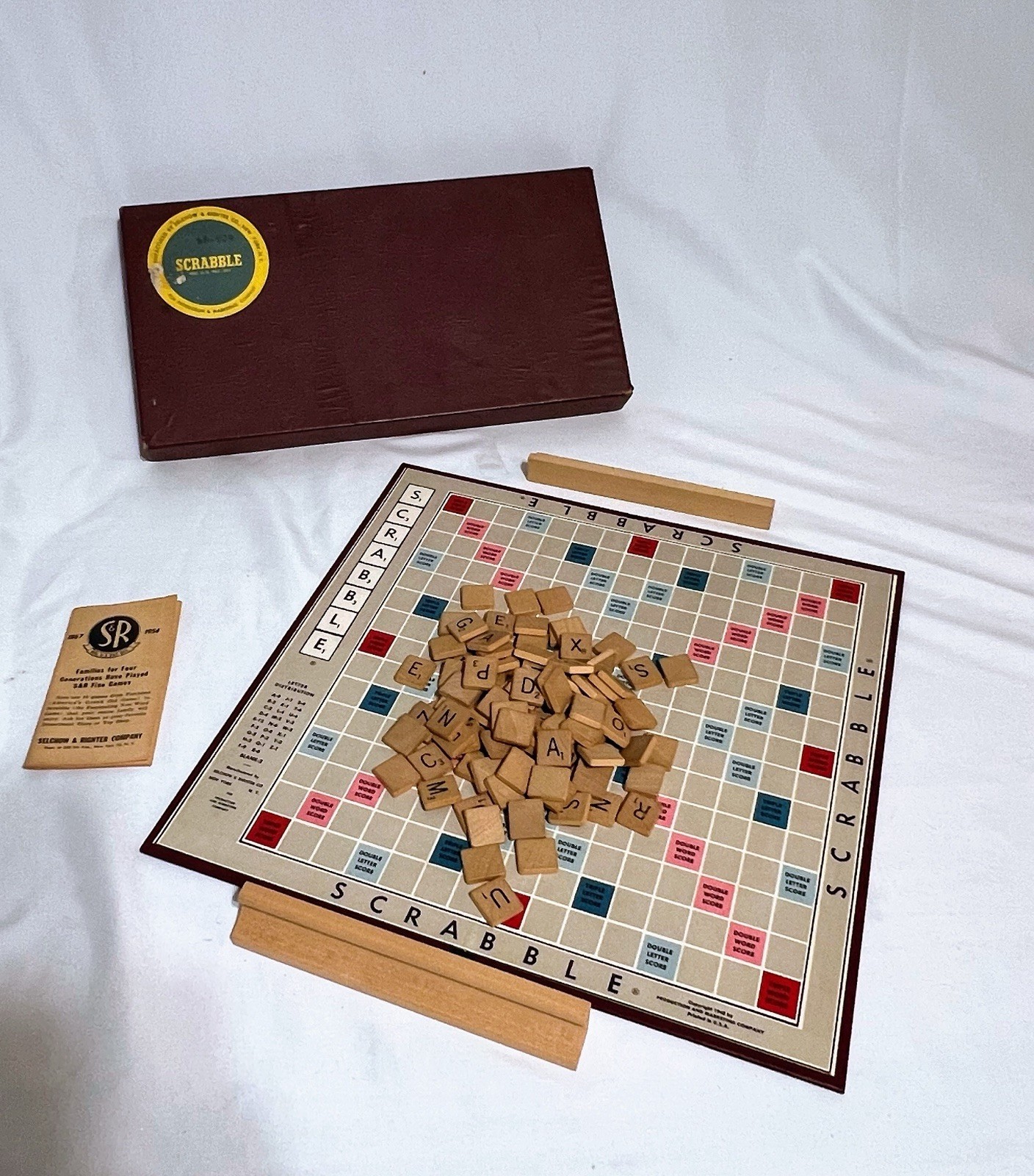 SCRABBLE GAME Vintage 1948 SELCHOW & RIGHTER CO Missing Some Pieces