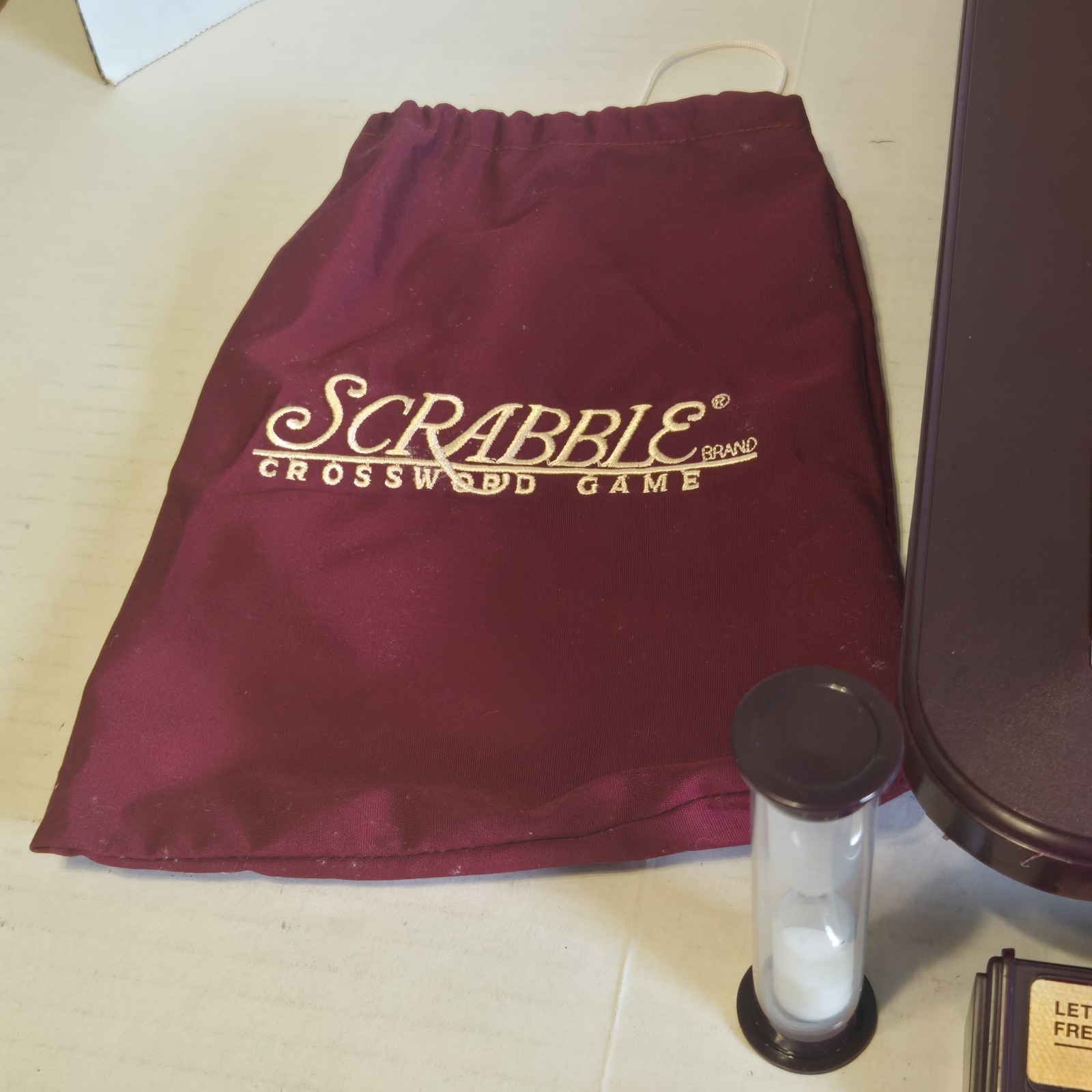 1999 Scrabble Deluxe Rotating Turntable Edition w/Maroon Tiles **COMPLETE**