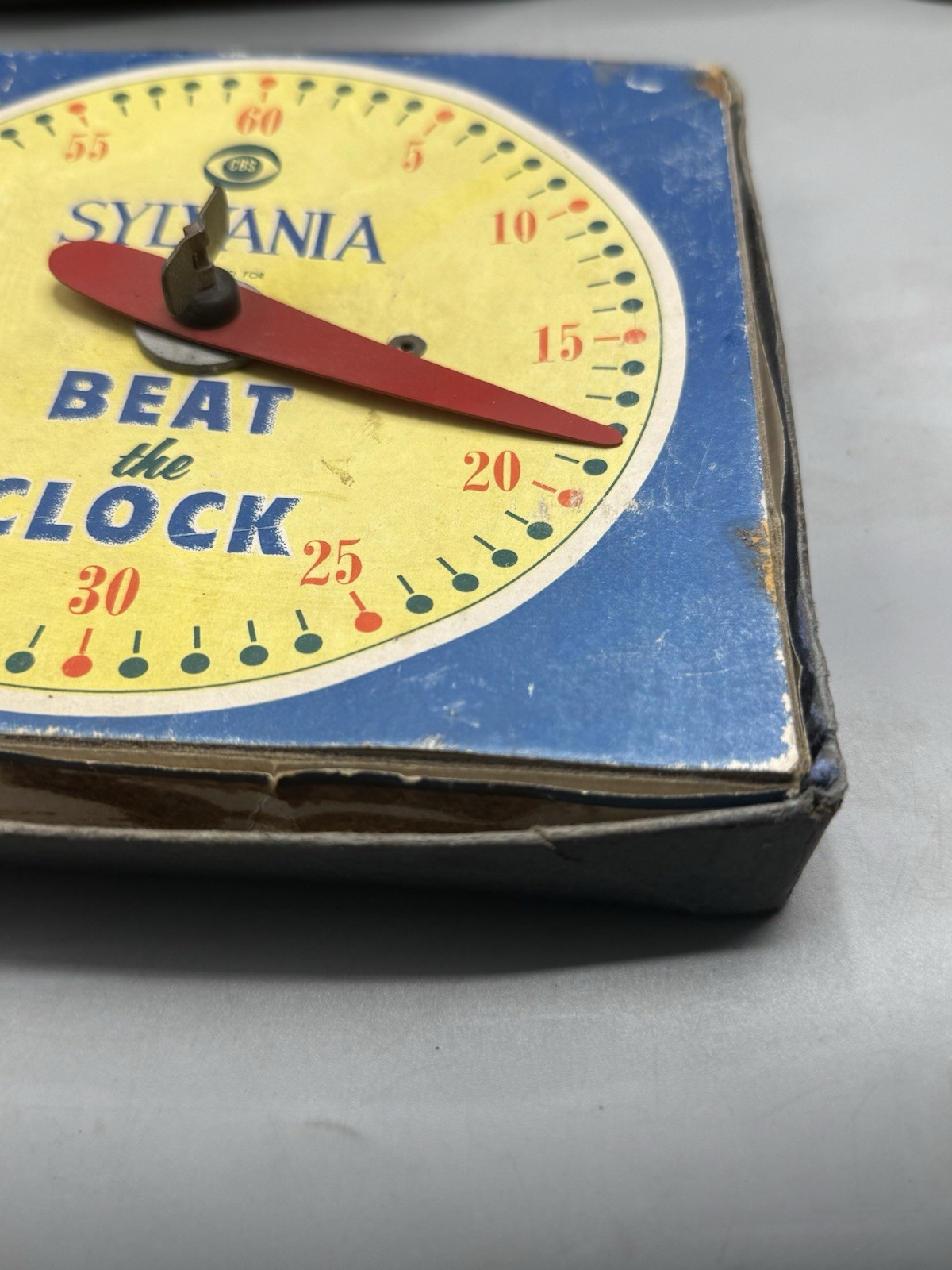 Vintage “Beat the Clock” CBS Game Show Board Game Piece. Partially Working!