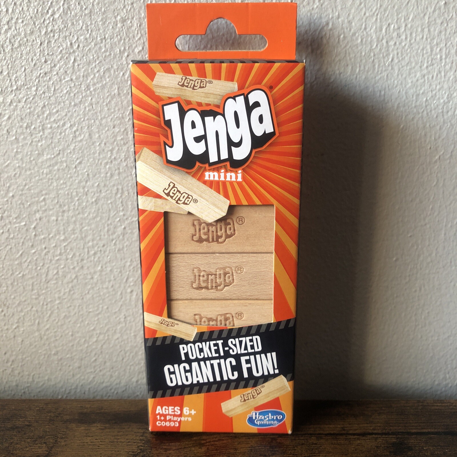 NEW! Hasbro Gaming Jenga Mini Game, Ages 6 And Up, For 1 Or More Players