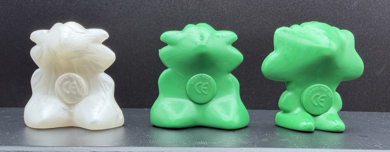 Lot of 2 Green & 1 Pearl GoGo’s Crazy Bones Macro Aliens Magic Box Unpainted