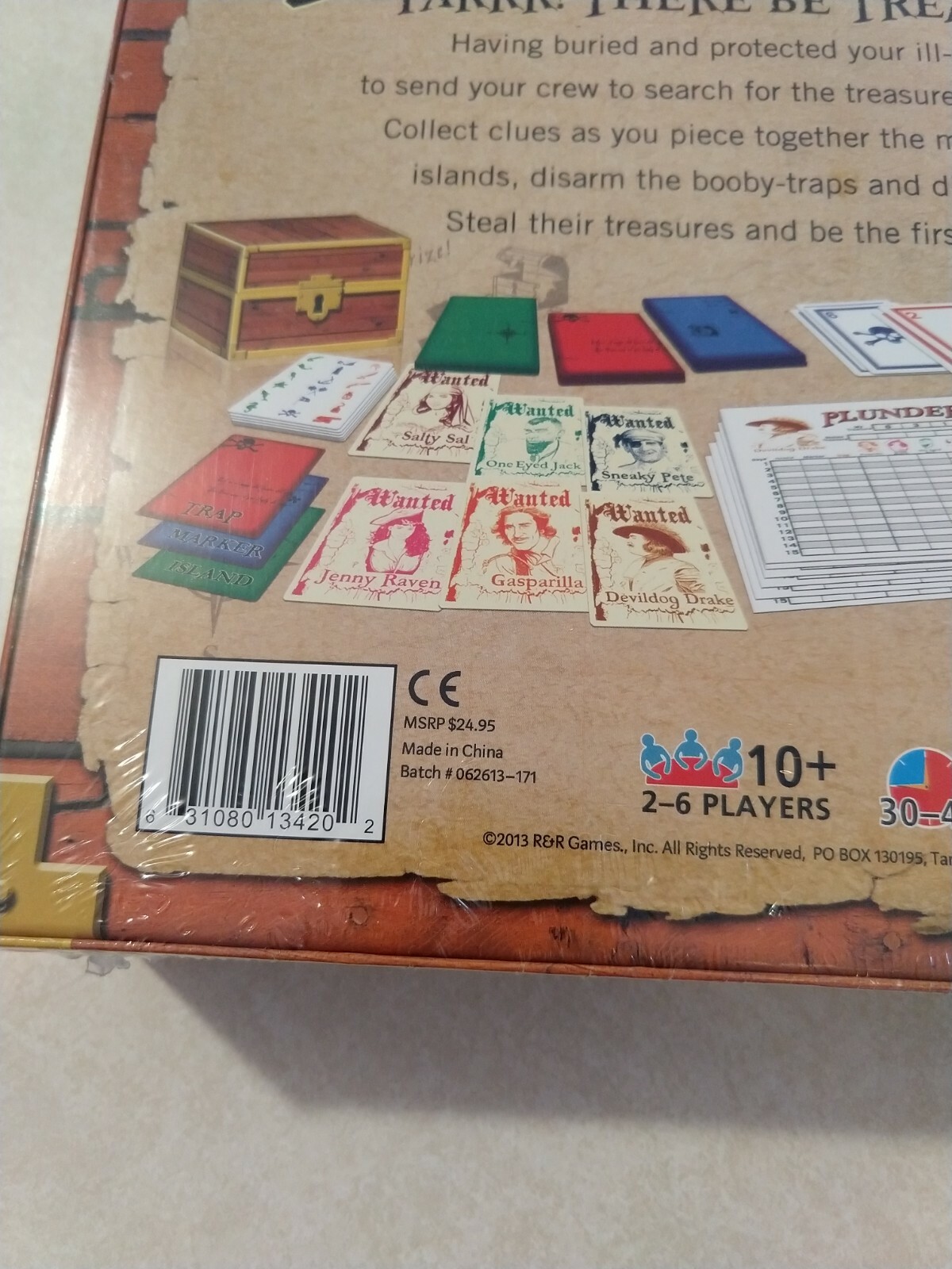 Plunder By R & R Games The Pirate Treasure Hunt Board Game New Sealed