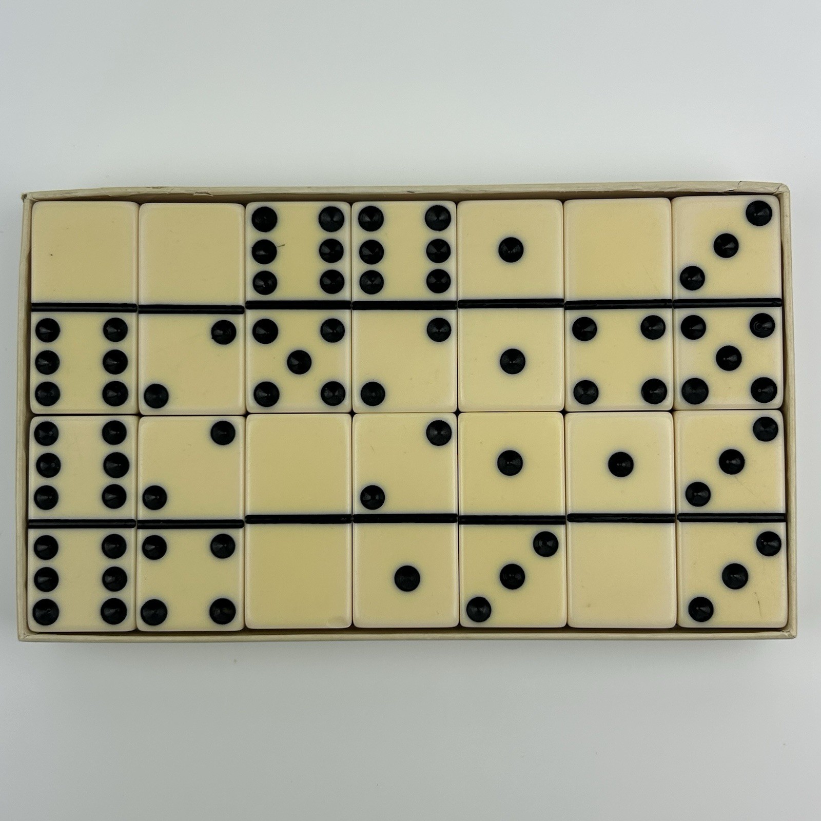 Vintage Puremco Marblelike Dominoes #1432 Black Jumbo Extra Thick Set 32