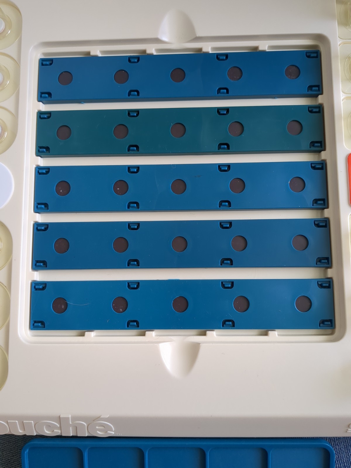 TOUCHE Magnetic Flip Strategy Complete Board Game 1977 Gabriel #78382