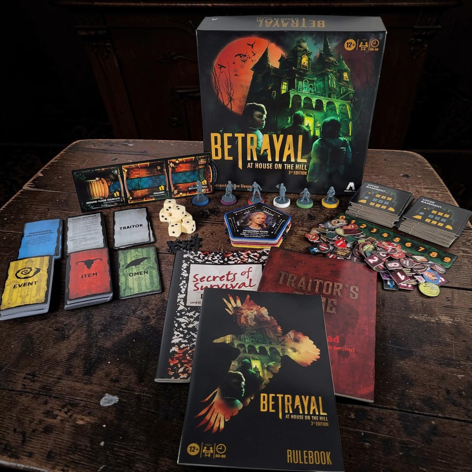 Avalon Hill Betrayal at House on the Hill 3rd Edition Board Game F4541