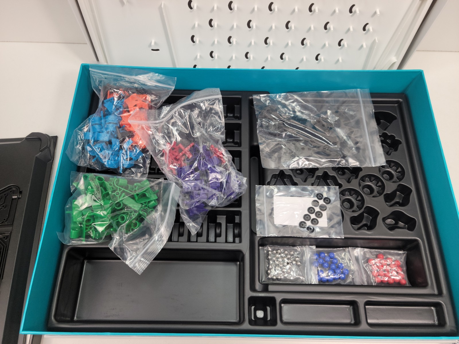 NEW Turing Tumble Build Marble-Powered Computers Coding Game Anime School Game