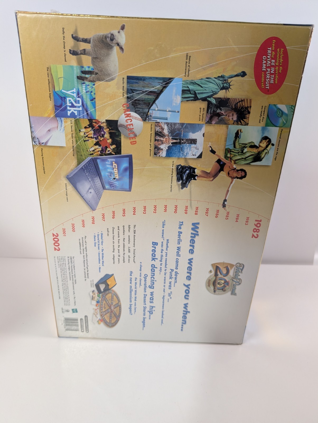 Trivial Pursuit 20th Anniversary Edition Cards Board Game Trivia SEALED NEW