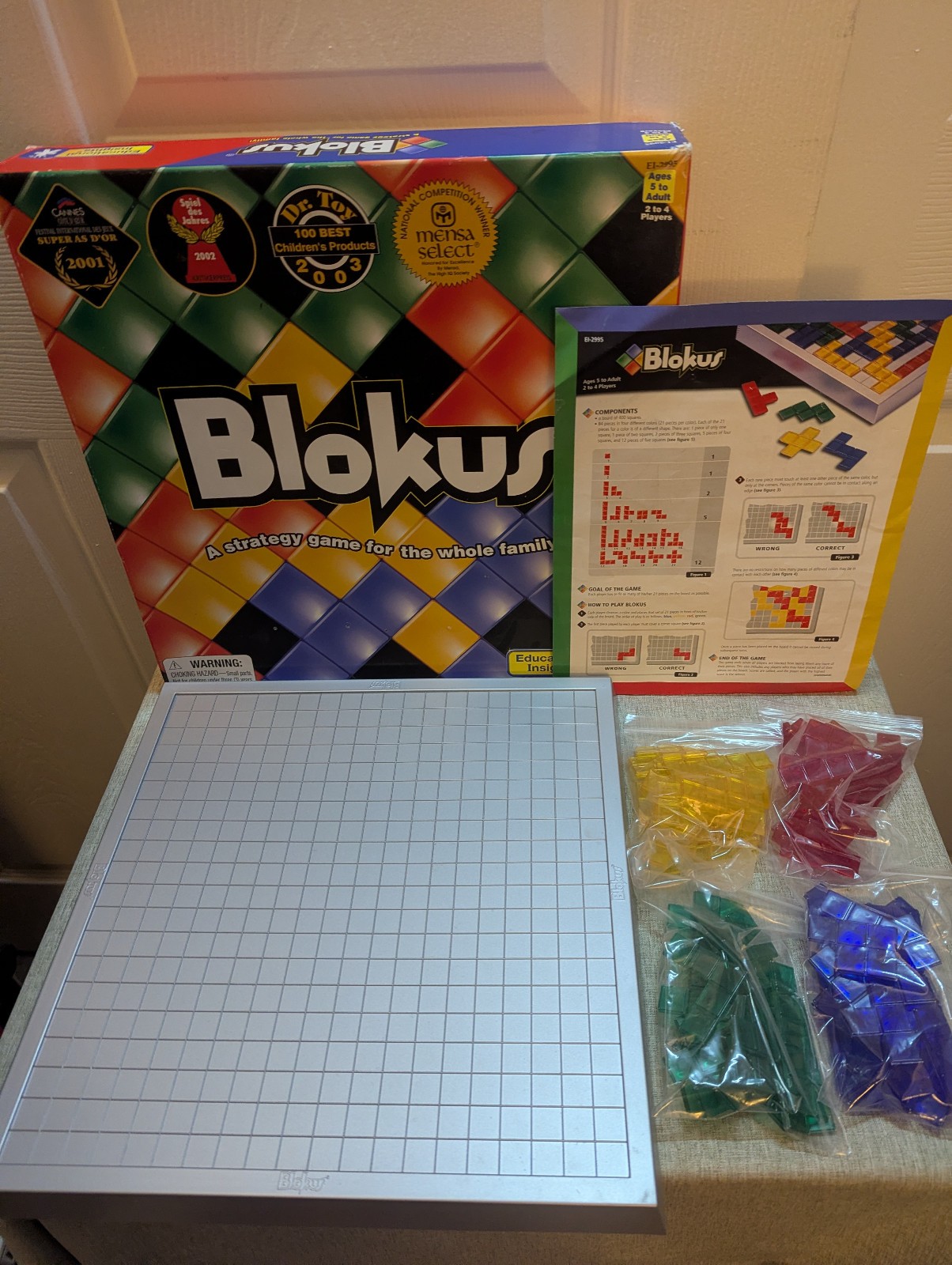 Educational Insights 2003 BLOKUS Tile Strategy Board Game – Complete – SEE PICS