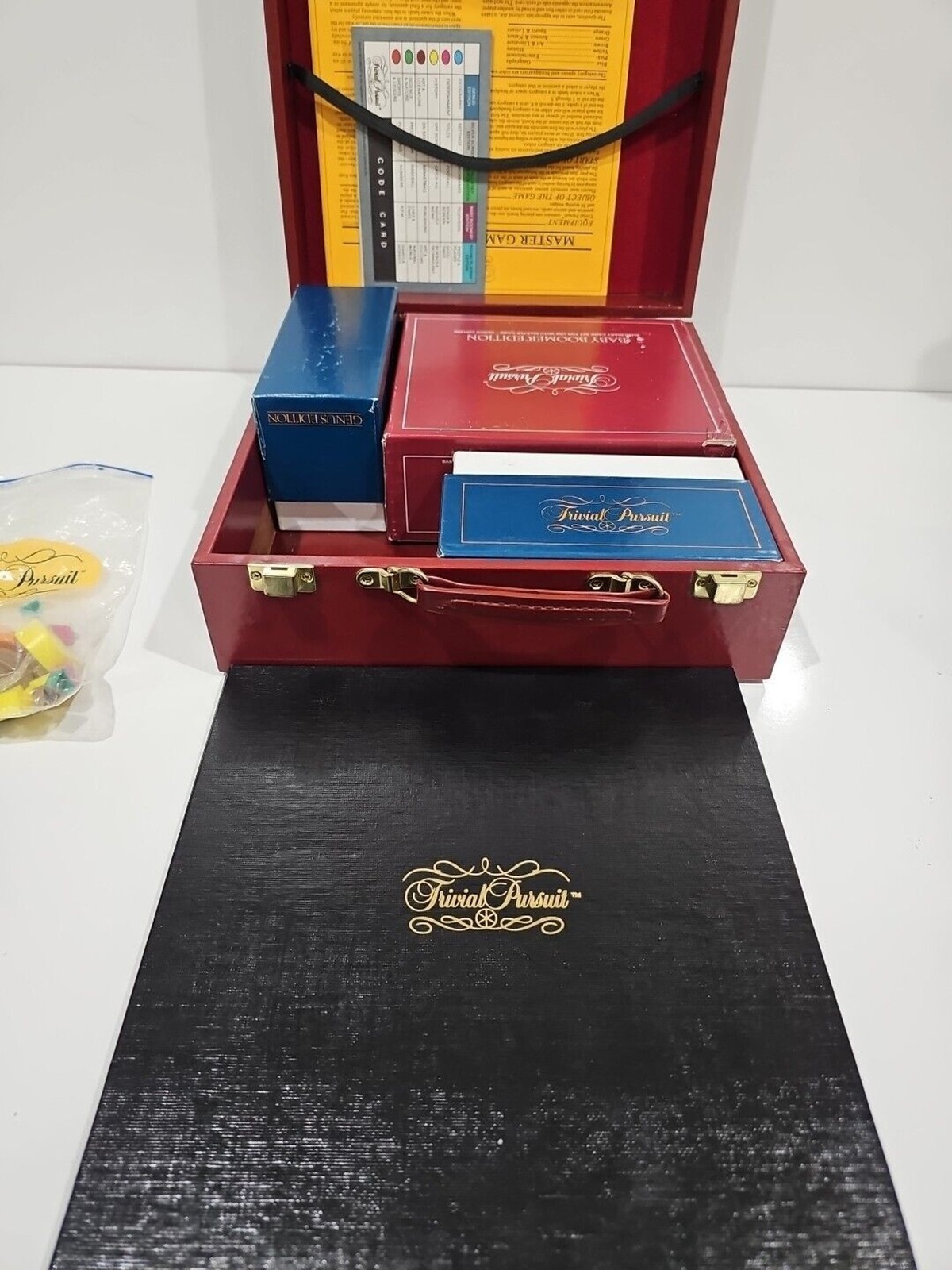 Vintage Cardinal TRUNK FOR TRIVIA CASE Storage Box & Two Trivial Pursuit Games