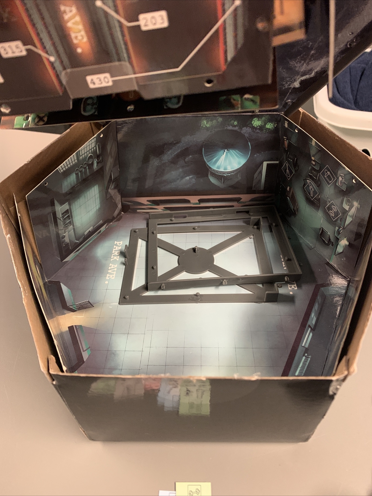 Break In – Alcatraz – Board Game – Play Monster