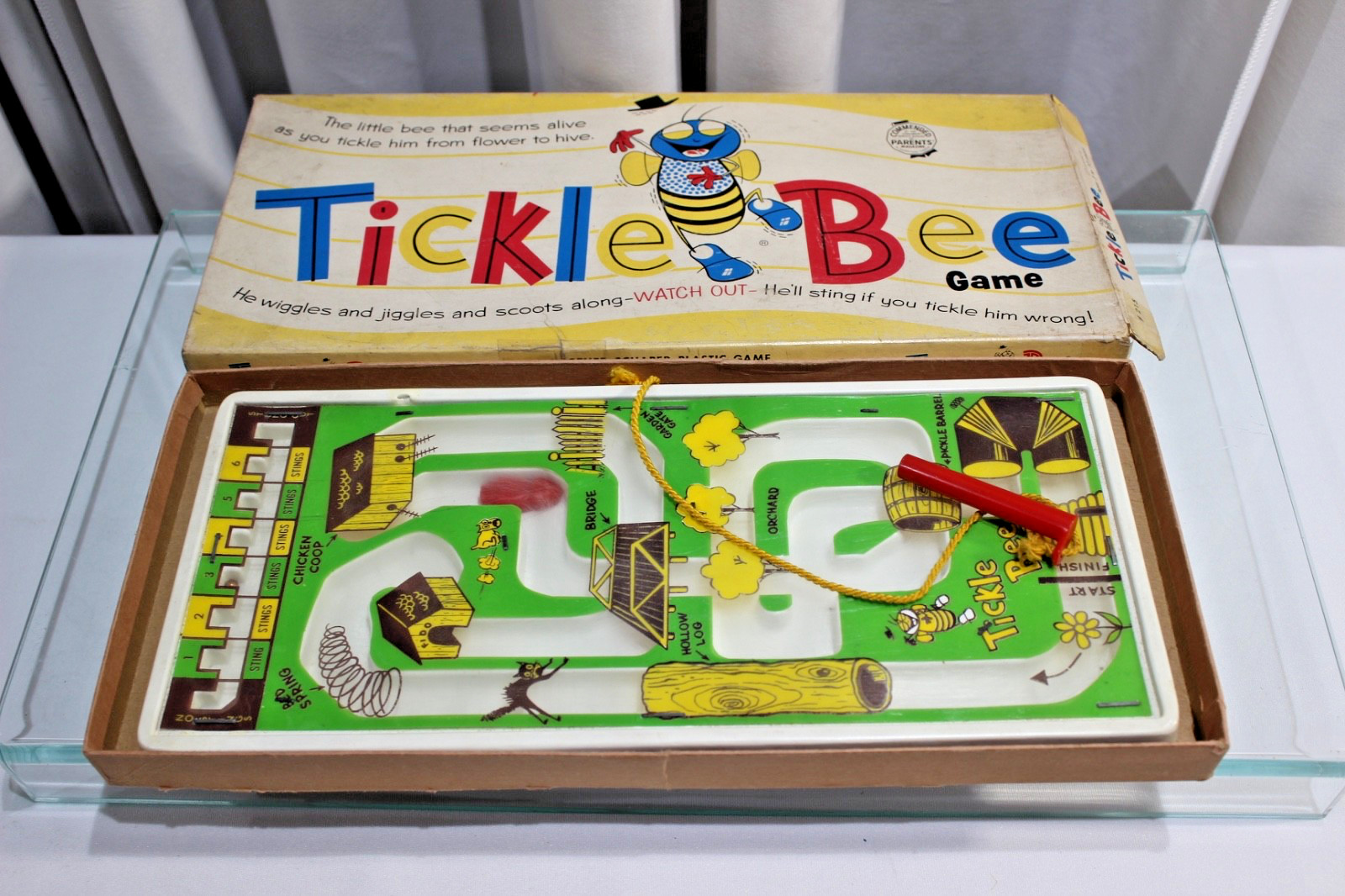 Vintage 1956 Tickle Bee Game Magnetic Maze by Schaper Toys – Complete