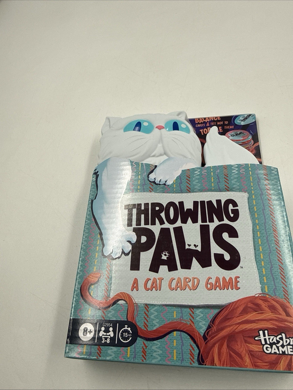 Hasbro Gaming Throwing Paws: A Cat Card Game Fun Skill and Action Card Games f