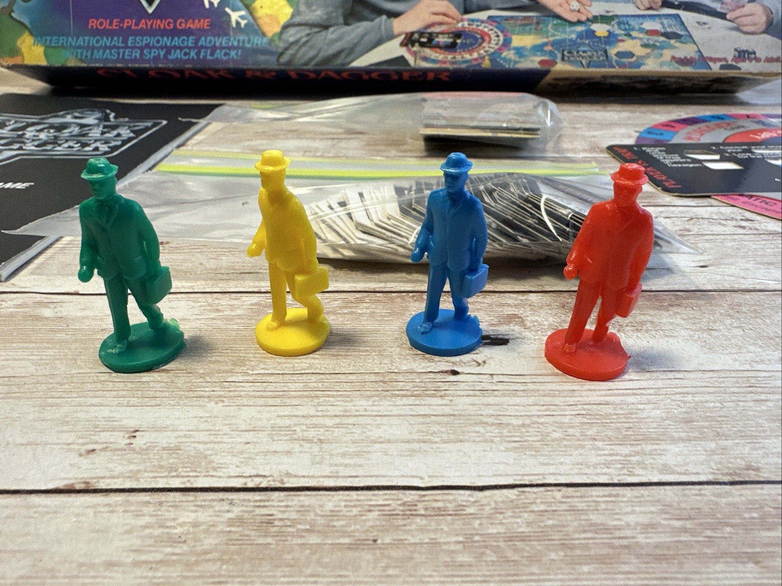 VINTAGE 1984 Cloak and Dagger Role Playing Board Game – Complete