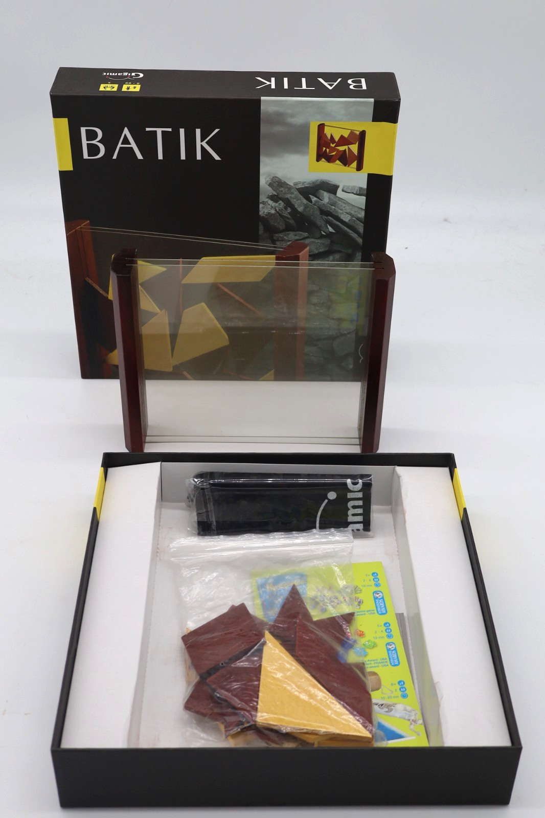 Batik Board Game Gigamic Abstract Strategy Vertical Puzzle Complete Wooden Piece