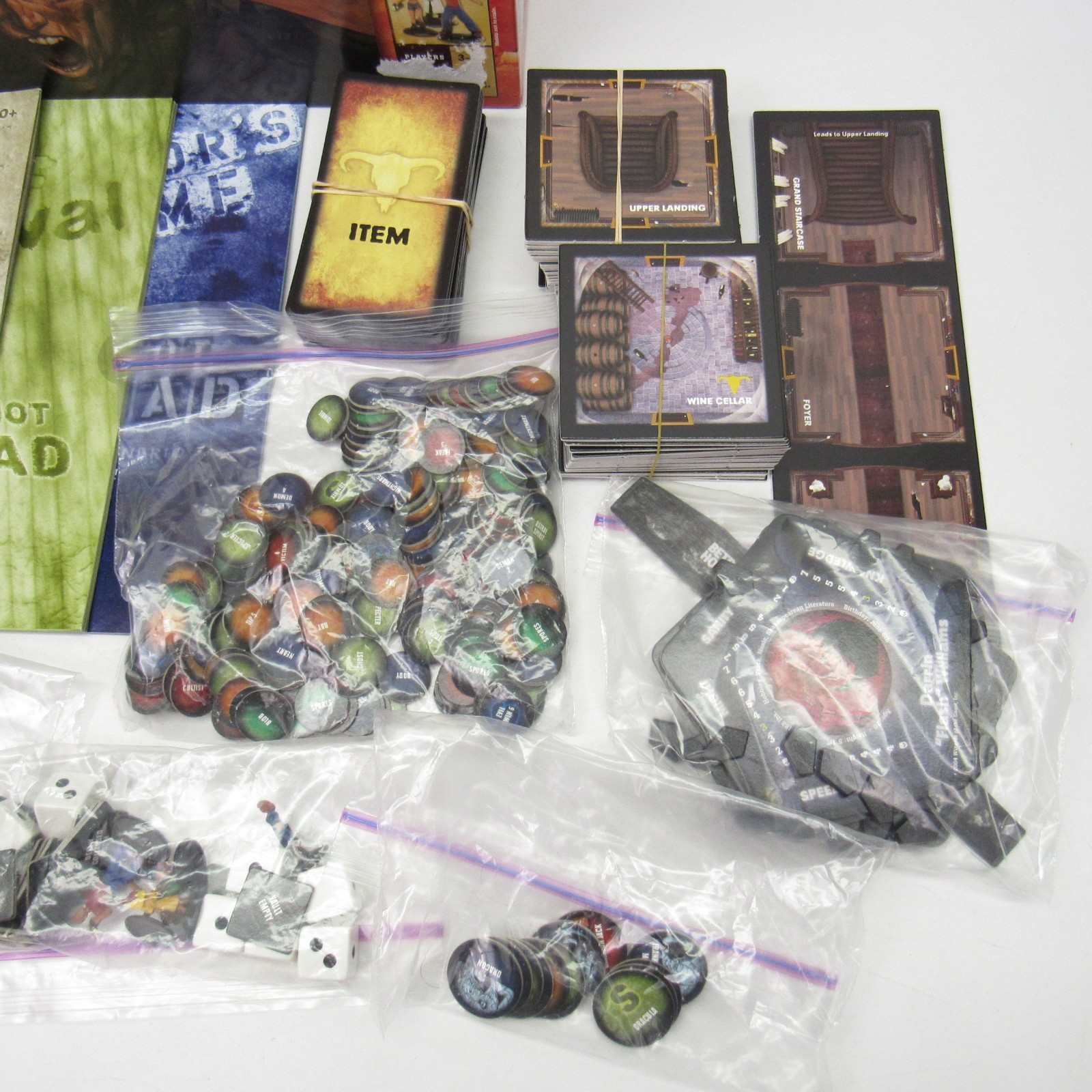 Avalon Hill Betrayal at House On The Hill 2004 1st Edition – Complete