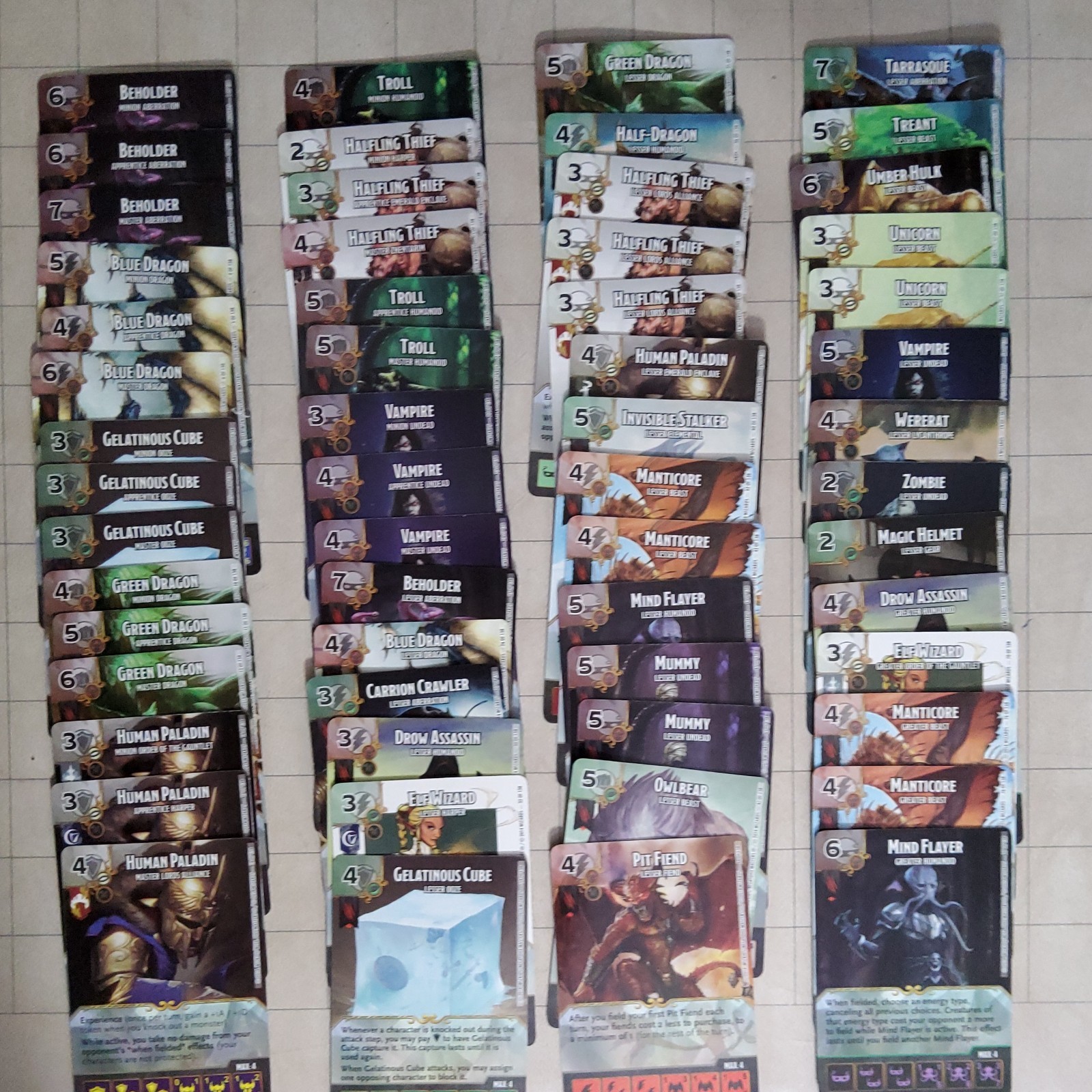 WizKids Dungeons & Dragons Faerûn Under Siege Dice Masters Collector’s Box
