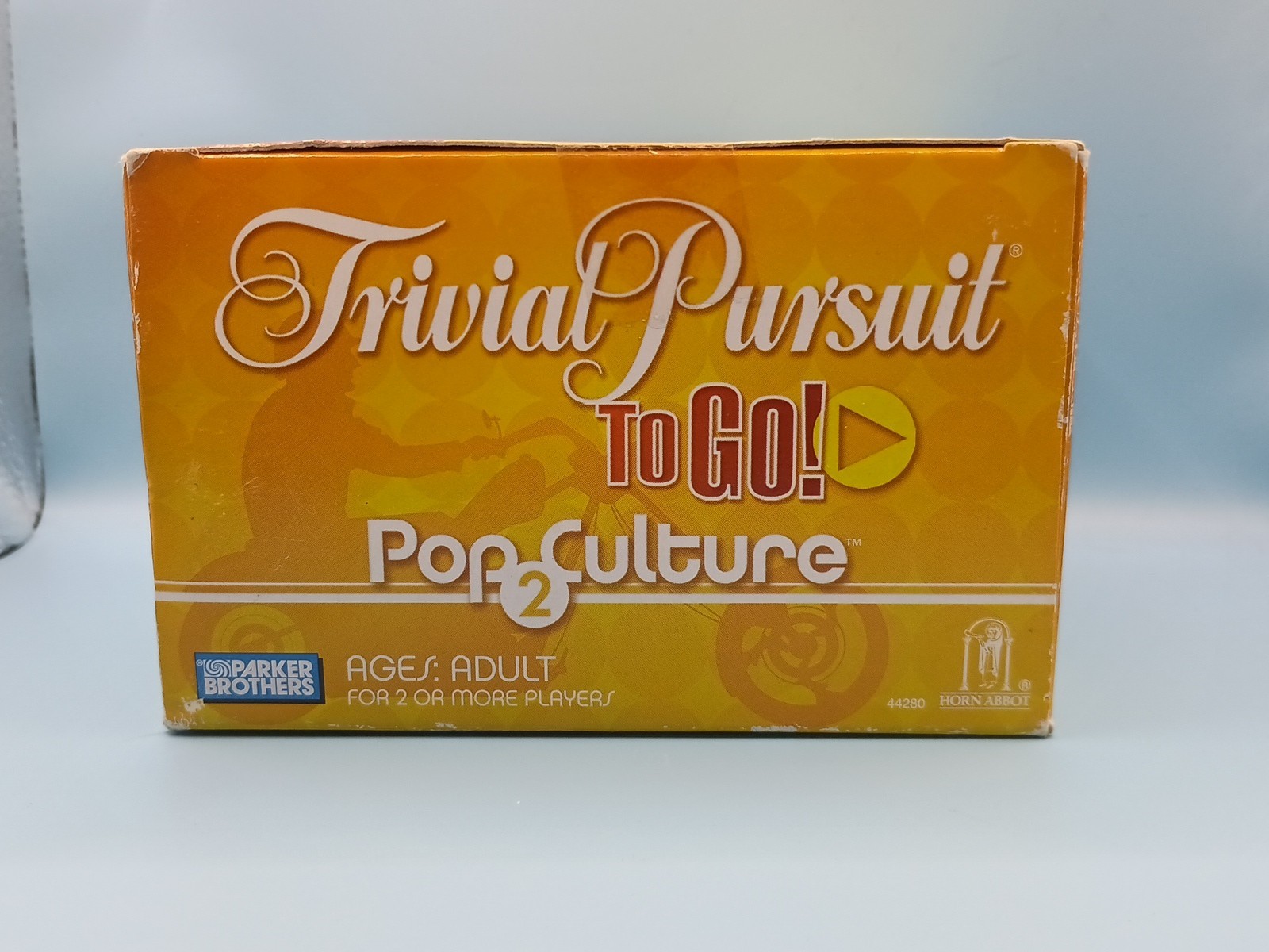 Hasbro Parker Brothers Trivial Pursuit To Go Pop Culture 2 Travel Brand New Game