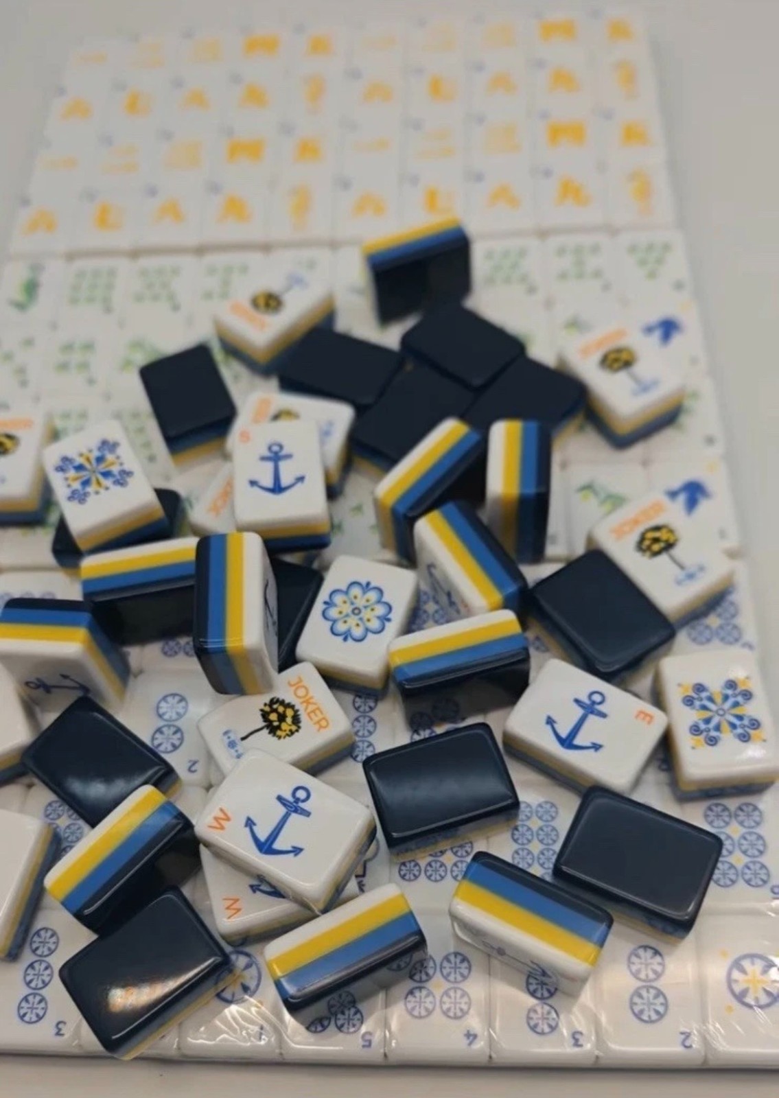 Atelier Amalfi Inspired 4-Layer Blue Back American Mahjong Tiles