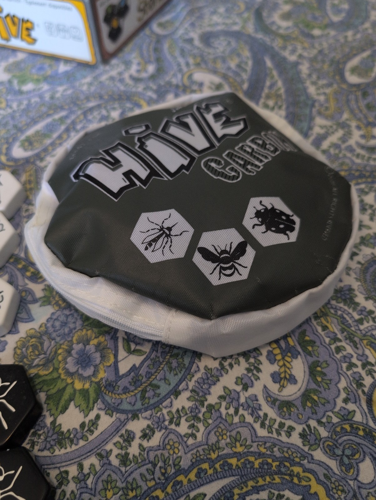 Hive Carbon Board Game 2010 Smart Zone Edition (Used)