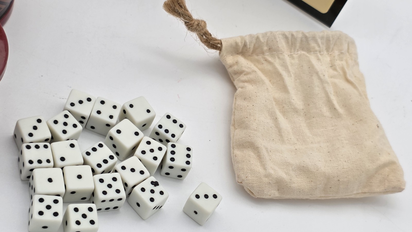 Liar’s Dice A Classic Bluffing Game from Front Porch Classics Preowned