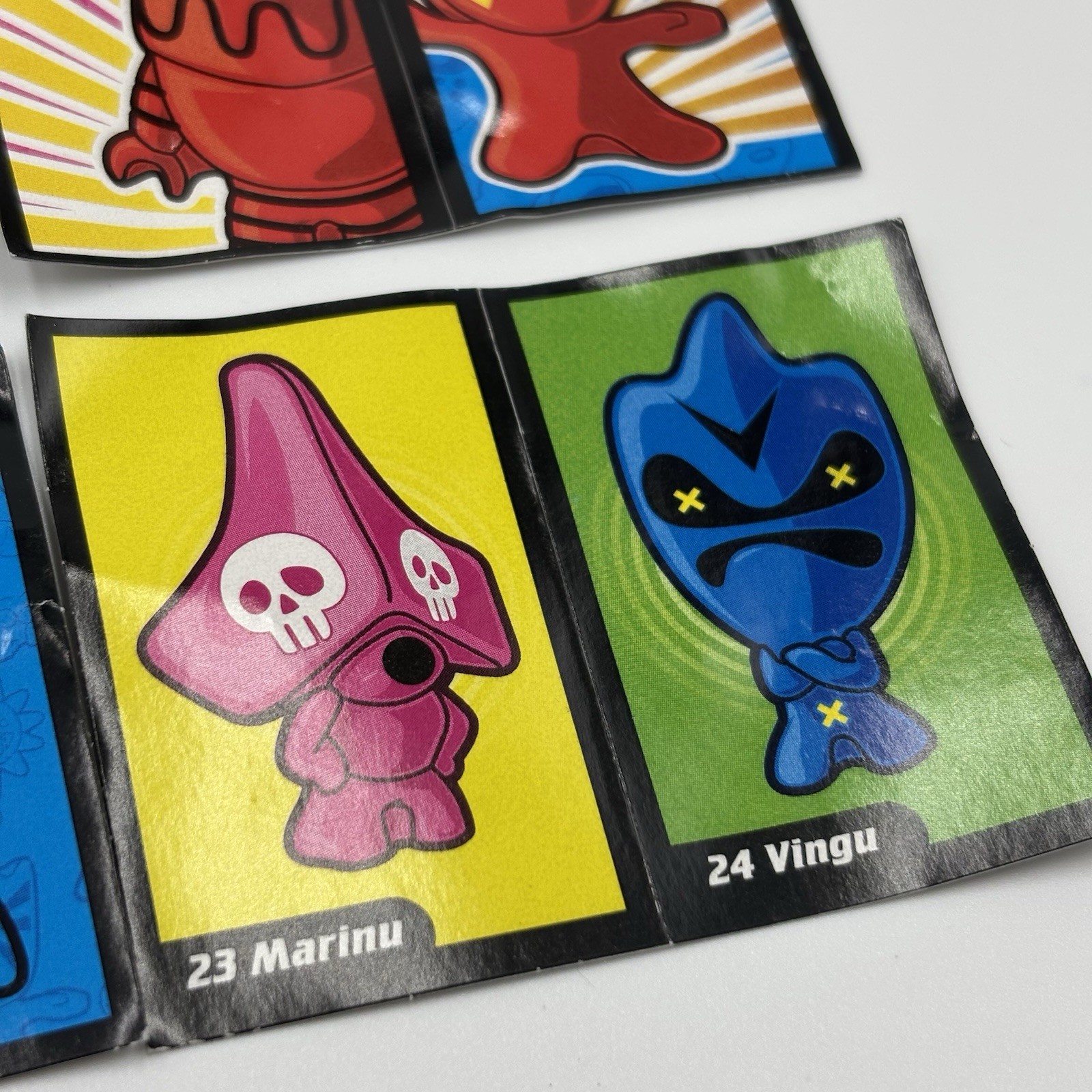 Amazing Graphics Stickers – European Turkey release Urban Toys Gogos Crazy Bones