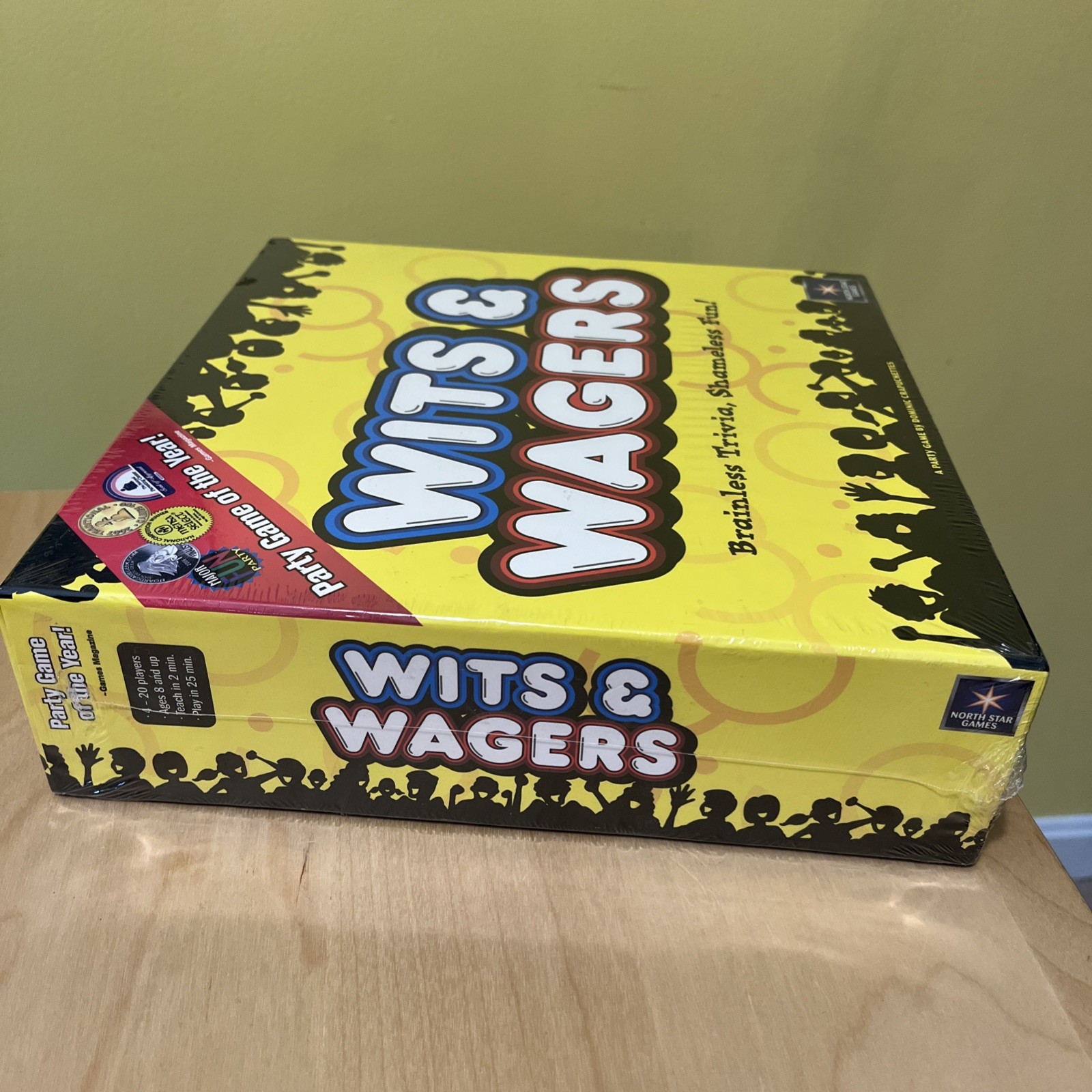 WITS & WAGERS PARTY TRIVIA GAME North Star Games 2013 Award Winning BRAND NEW