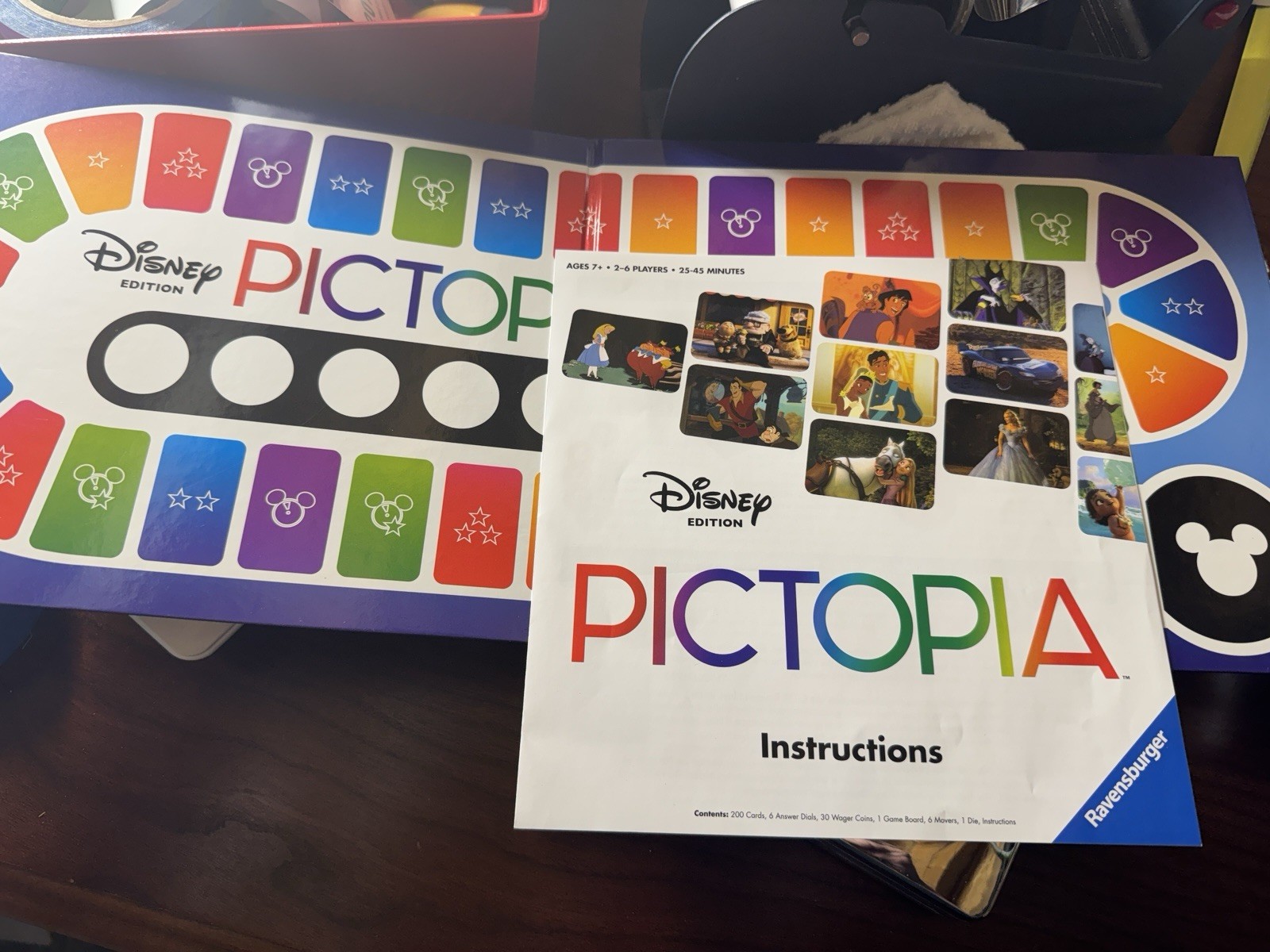 Pictopia Disney Edition Picture Trivia Family Game Ravensburger Open Box New