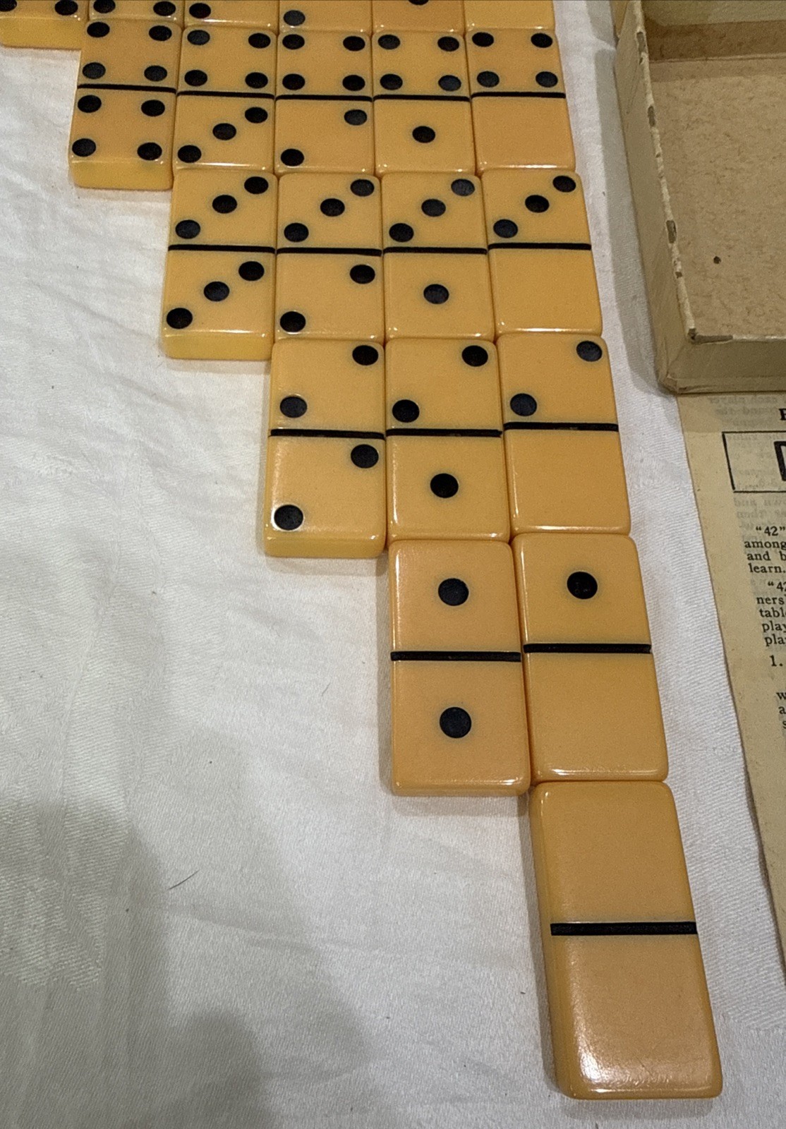 Vintage Puremco No. 616 Marblelike Standard Dominoes ~ Butterscotch * Free S/H