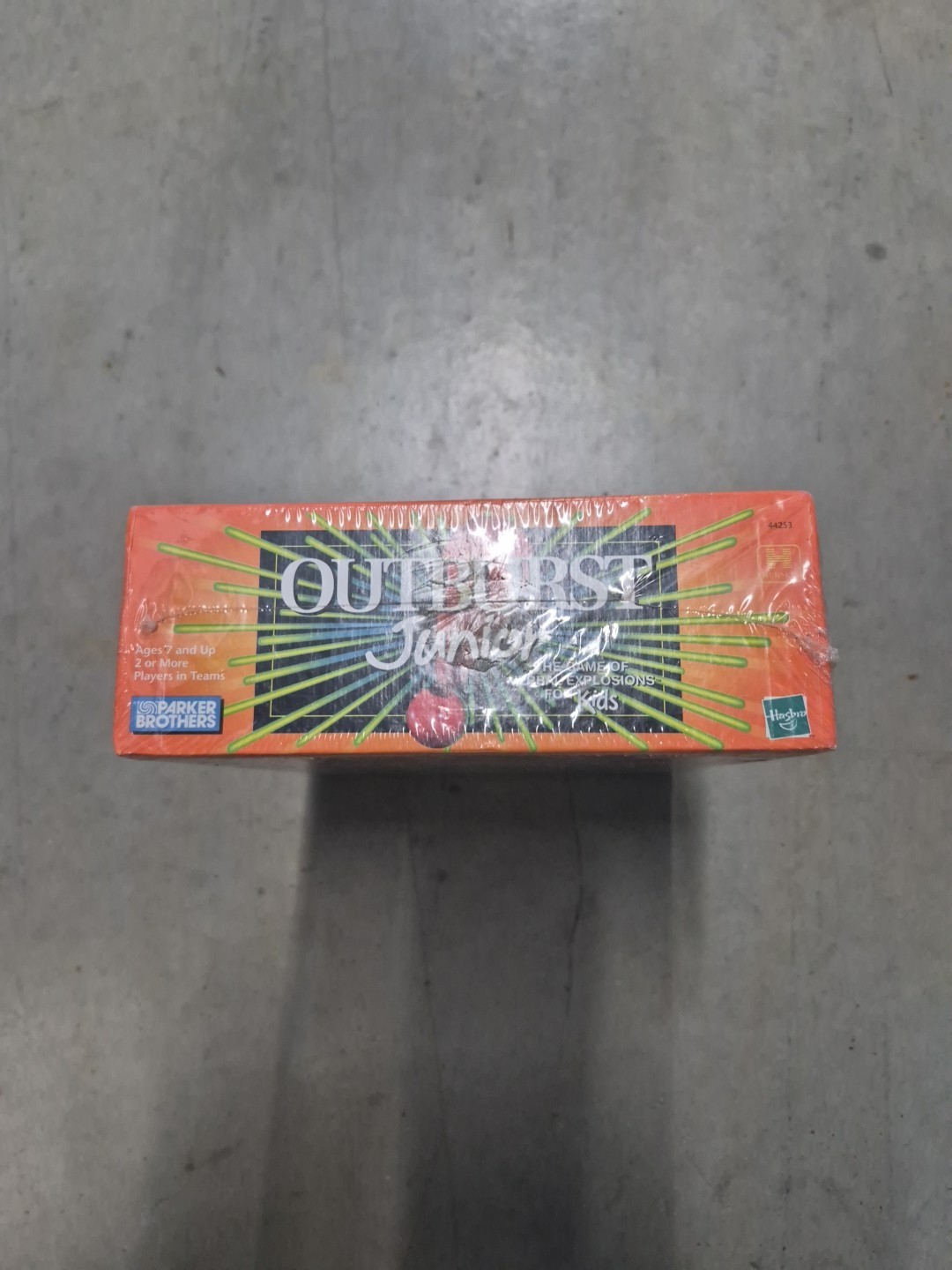 Hasbro Parker Brothers Outburst Junior Game 1999 Version Sealed