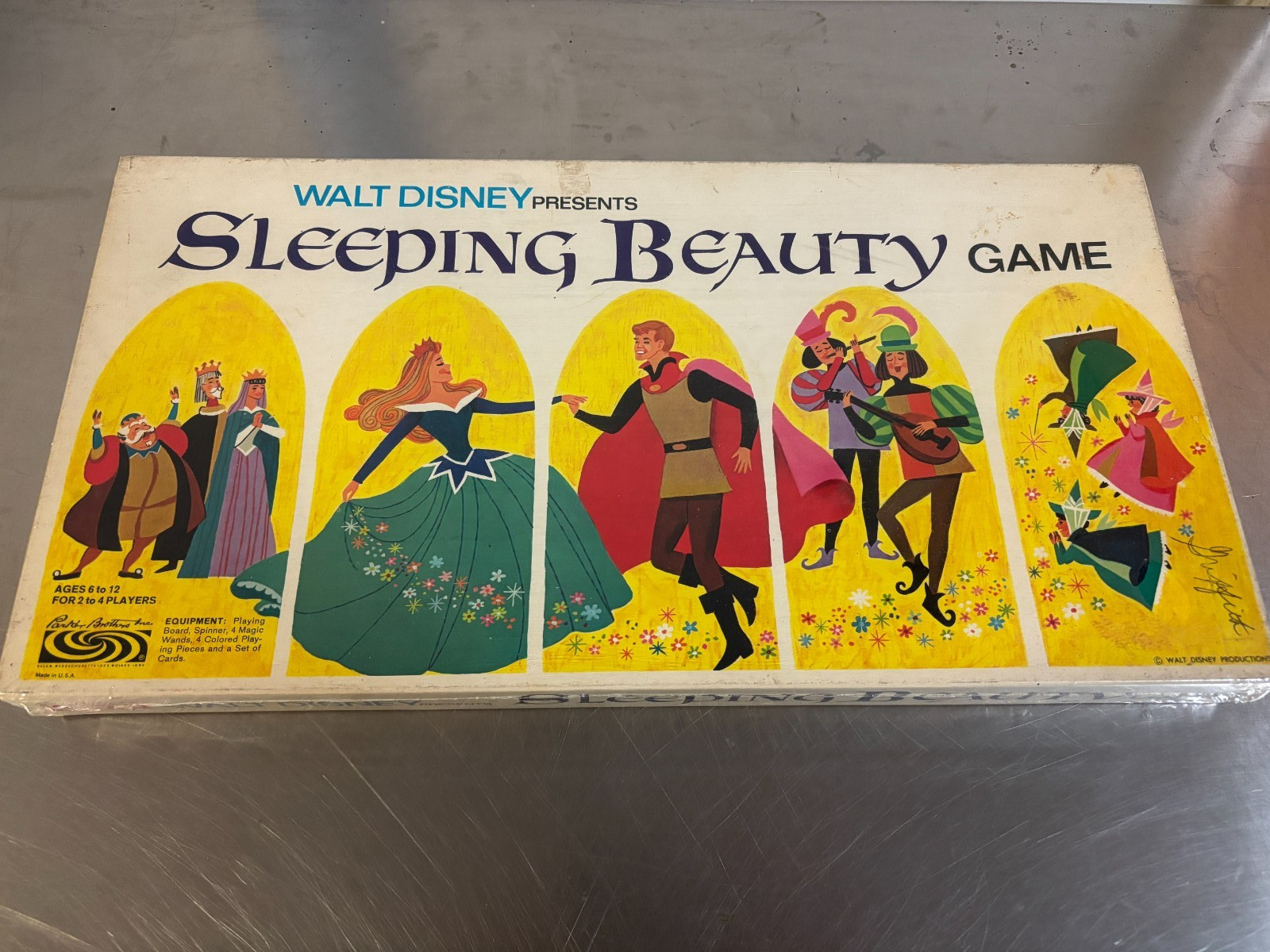 1958 Walt Disney Presents SLEEPING BEAUTY Board Game by Parker Brothers