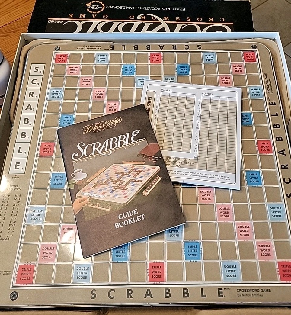 1989 Milton Bradley 4034 Scrabble Deluxe Edition Board Game EUC INCOMPLETE (-1B)