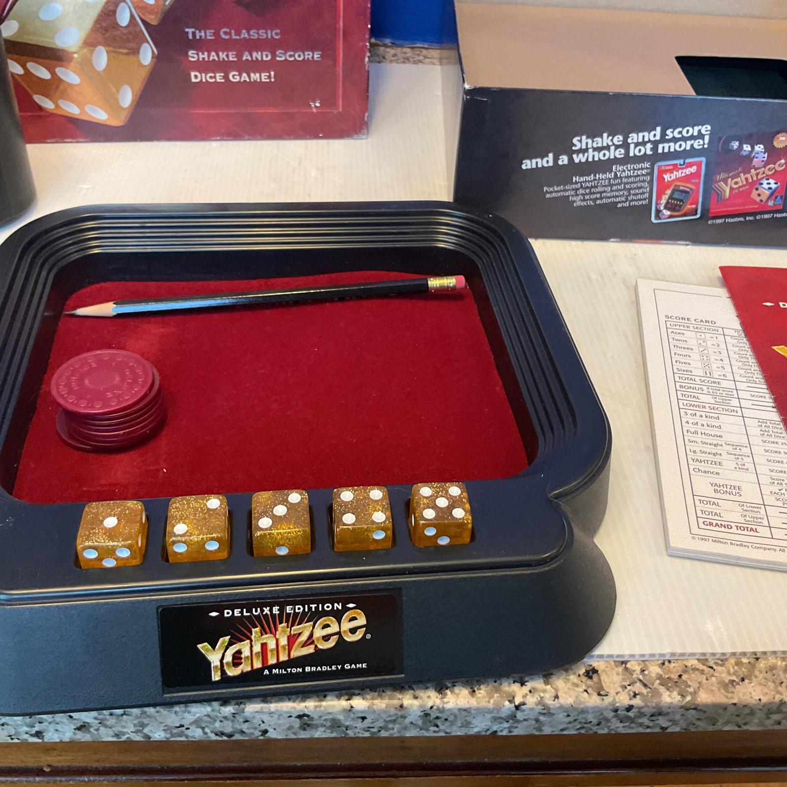 Milton Bradley Deluxe Edition Yahtzee Dice Game 1997 Complete