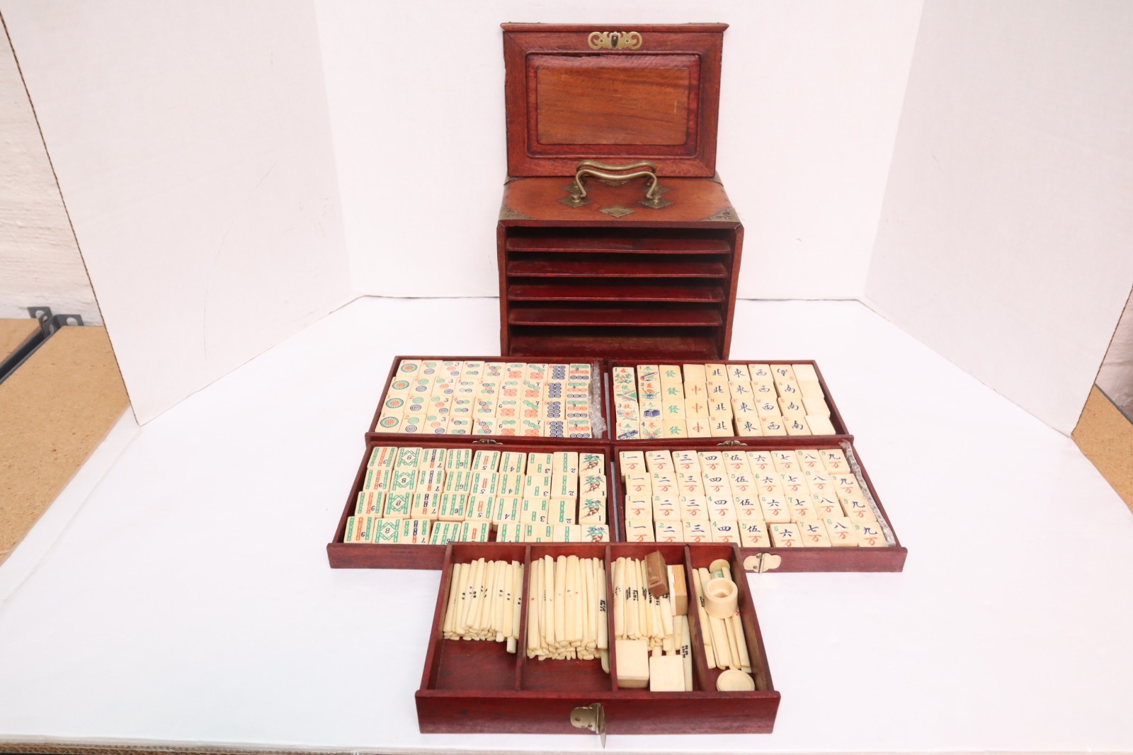 ATQ MAH JONGG SET BONE BAMBOO RARE HAND Carved mahjong THICK TILES Wood Case_)