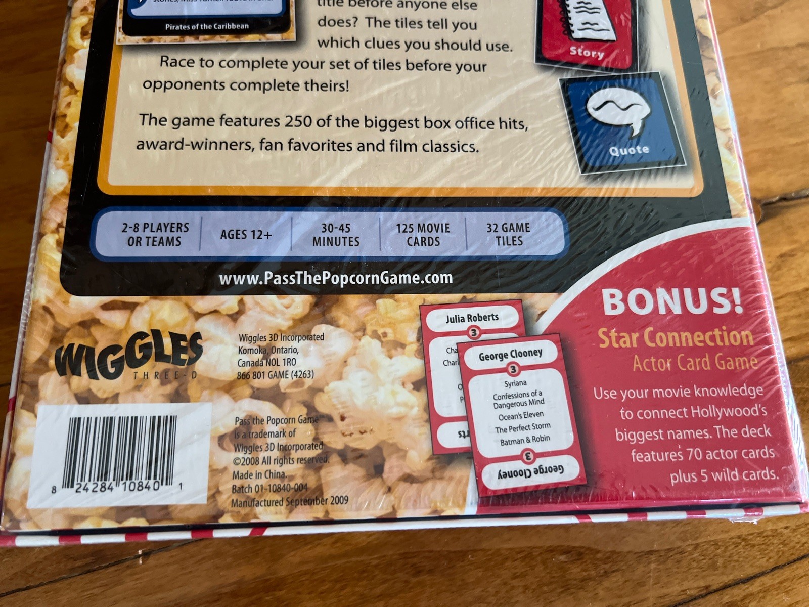 PASS THE POPCORN movie trivia with bonus Star Connection Game From 2008 NEW