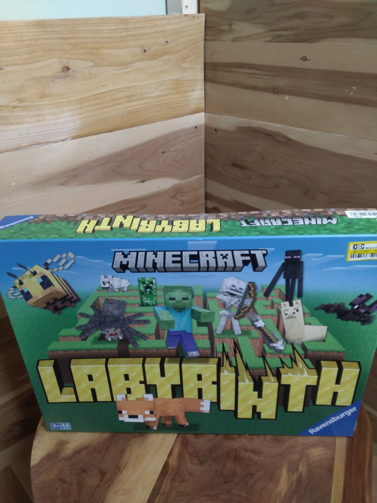 Minecraft Labyrinth Board Game 2-4 Players Age 7 An Up Sliding Maze Mechanics