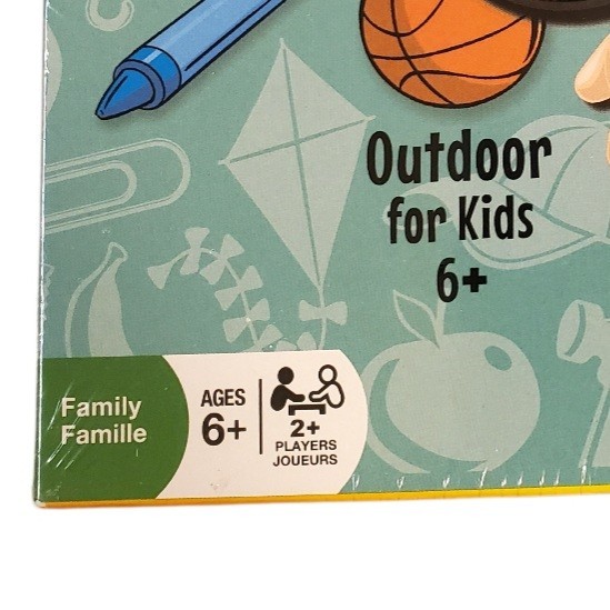 Family Scavenger Hunt In a Box Indoor Outdoor Game Ages 6+ Family Fun New Sealed