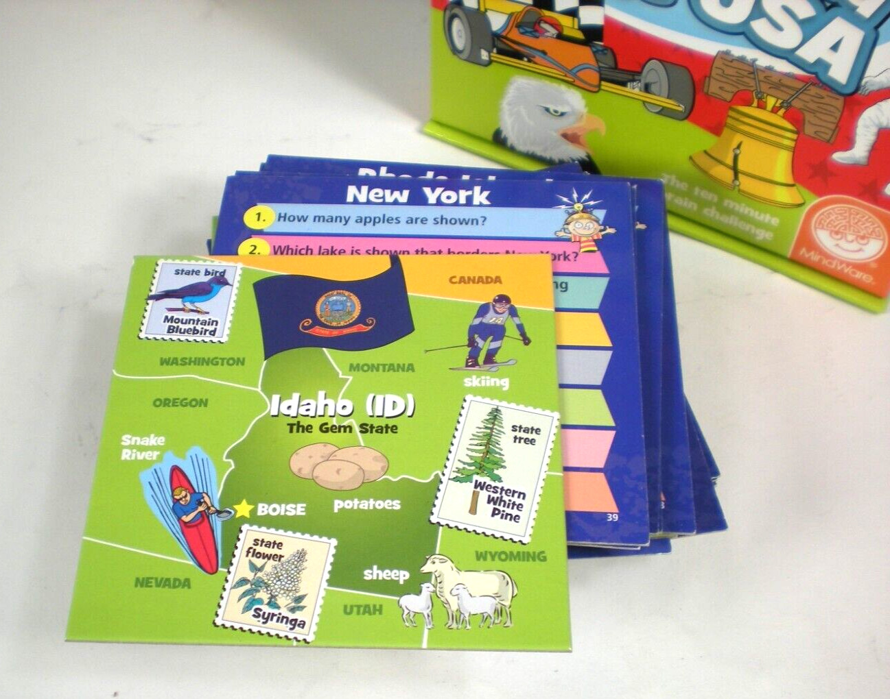 Game Brain Box All Around The World – 1 or more players MindWare Ages 8+