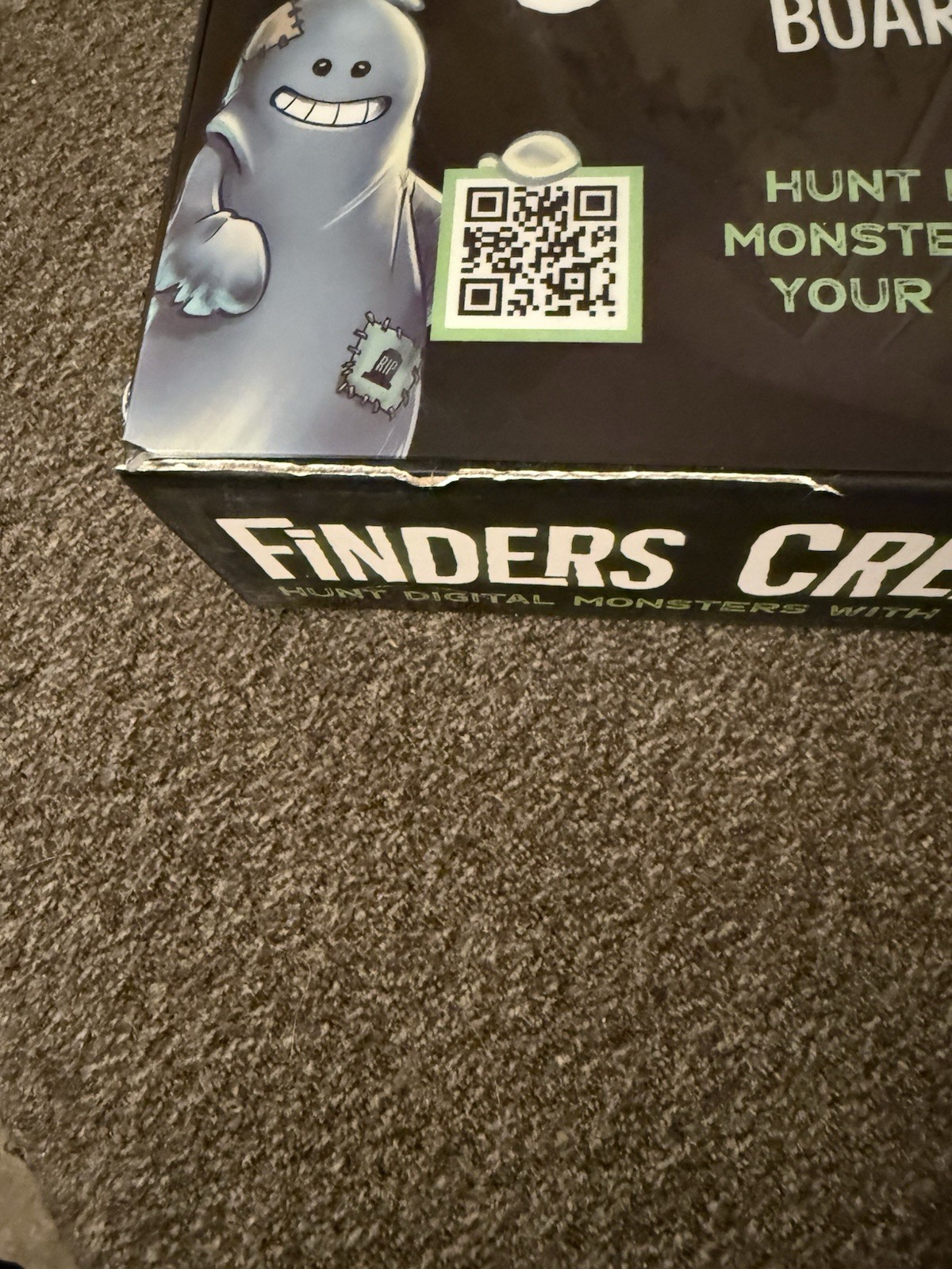 New Finders Creepers Board Game 2-4 Players 8+ 30-40 Mins Damage Box See Pic.￼