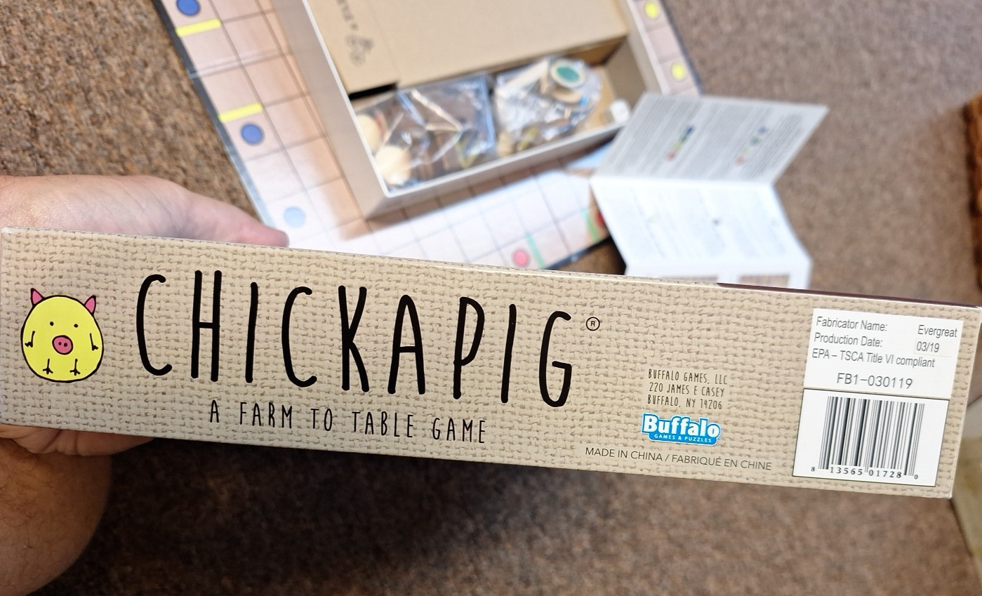 Chickapig First Edition A Farm To Table Board Game With Wood Pieces – Complete