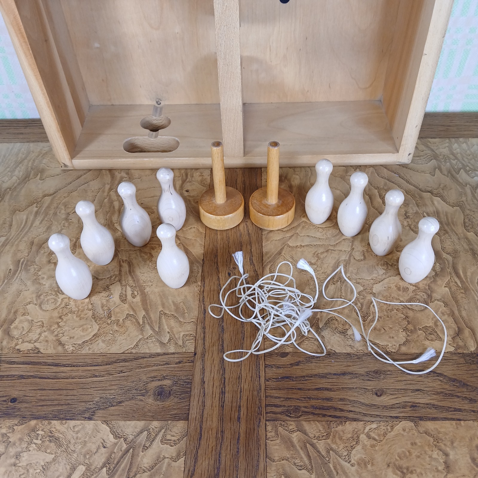 VTG Drueke Skittles Wood Parlor Bowling Game #911 | 30″ x 14″ Complete w/ Rules