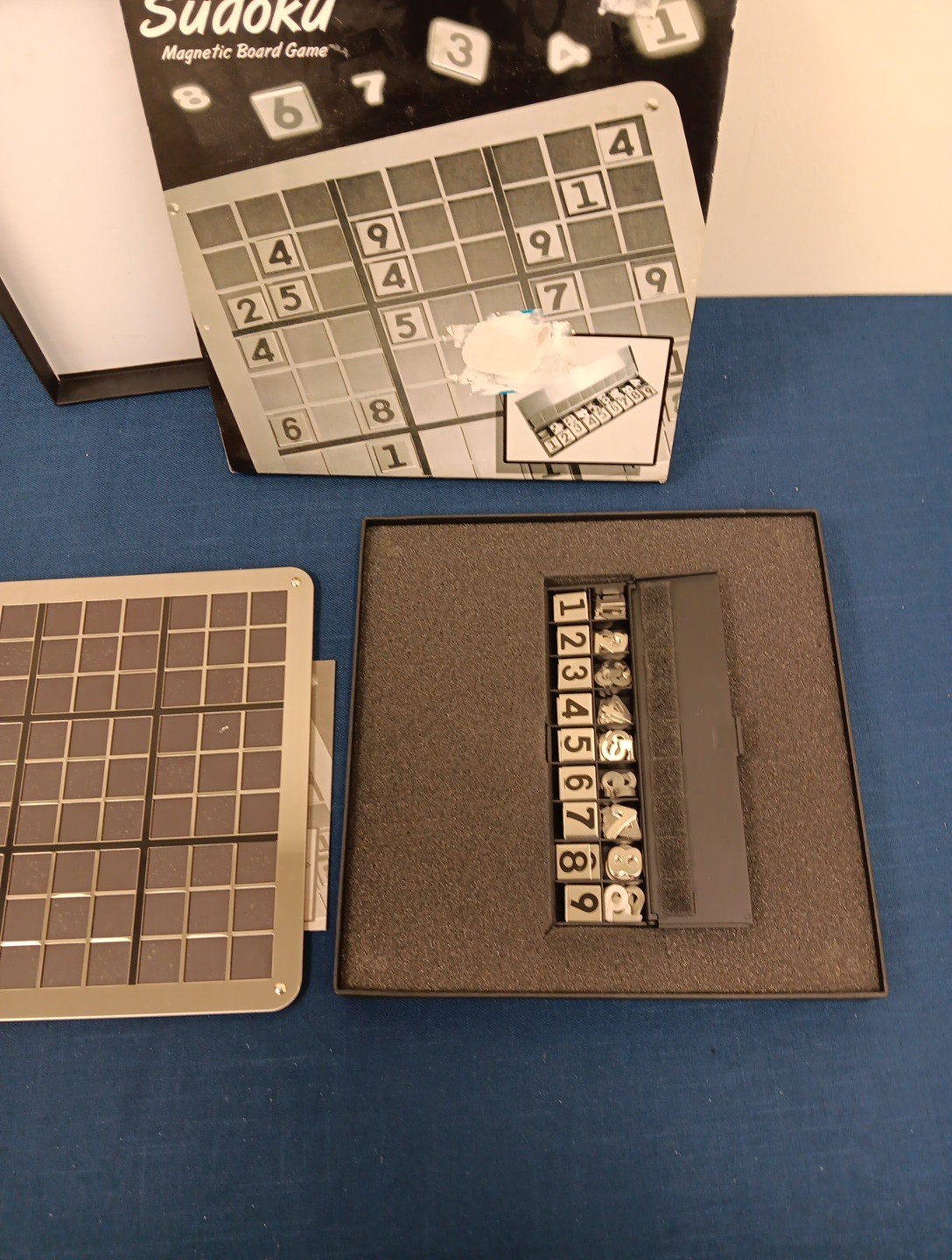 SUDOKU Magnetic Board Game 60-G7000 Complete With Sleeve And Numbers
