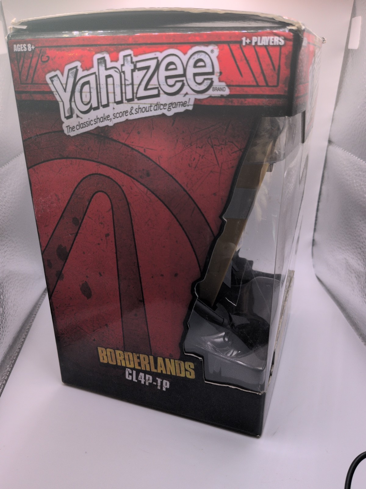 Borderlands CL4P-TP Clap Trap (Yahtzee Classic Dice Rolling Game) Cracked Box