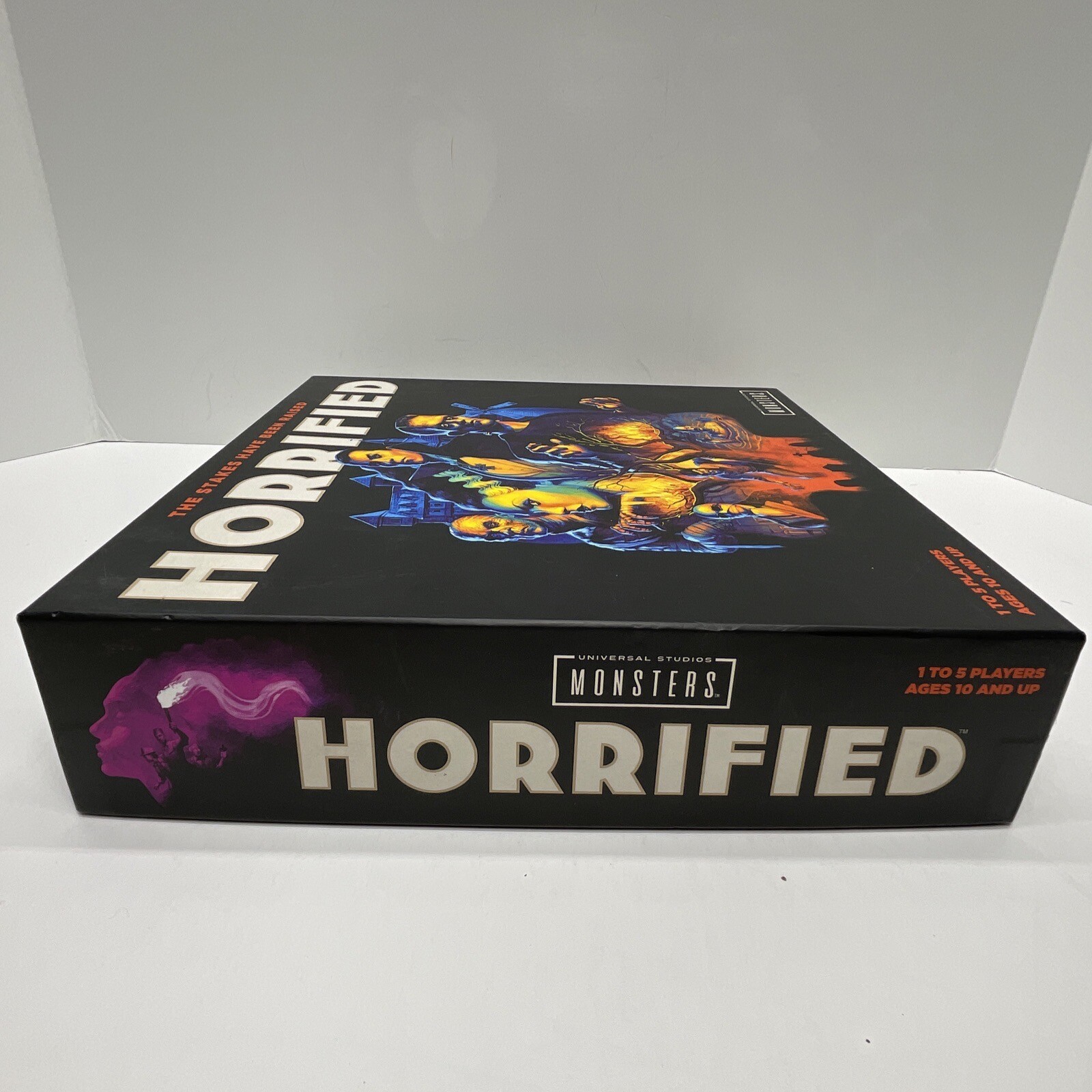 HORRIFIED Universal Studios Monsters Strategy Board Game Dracula Frankenstein