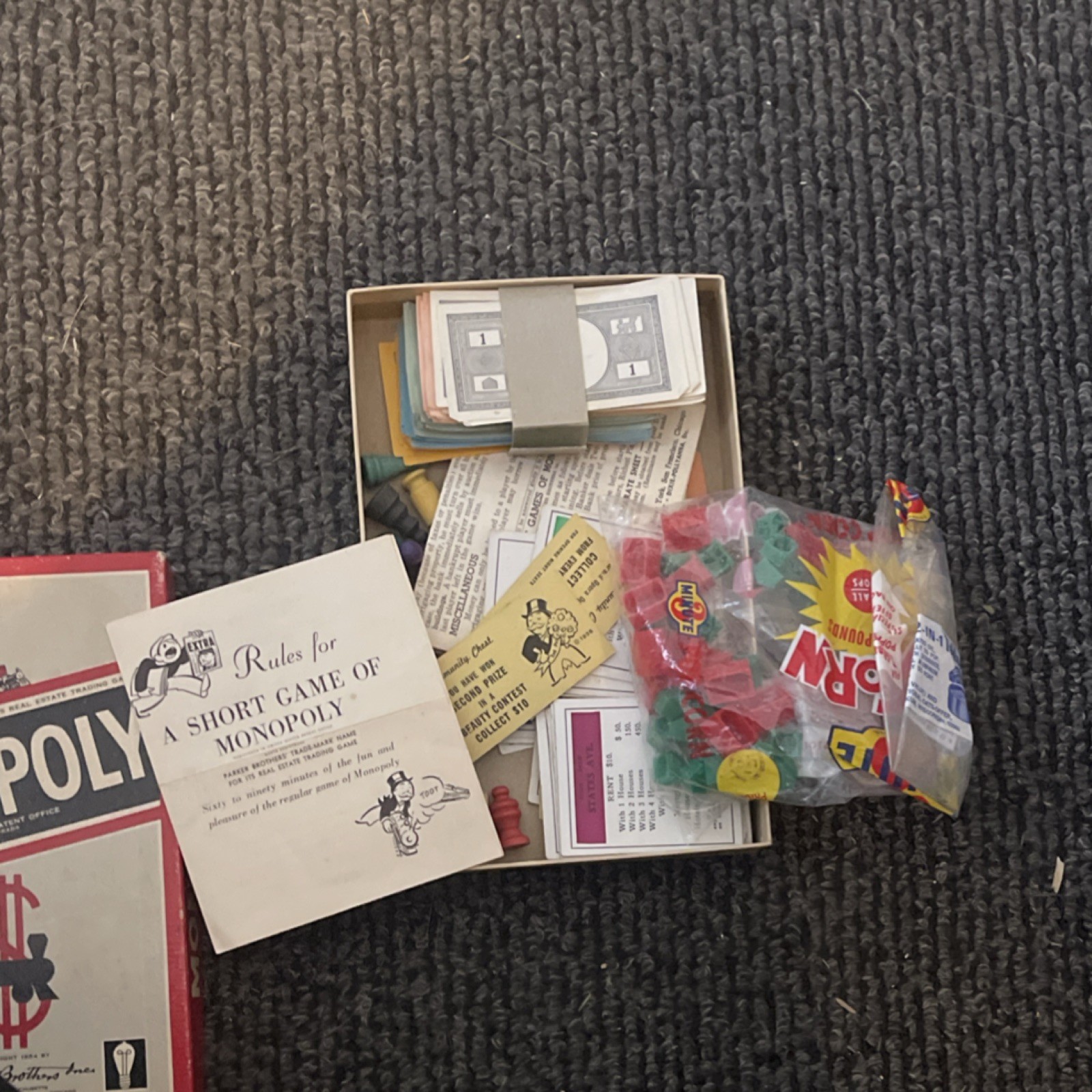 Parker Brothers Monopoly Popular Edition Vintage Finance Board Game 8-11 Years