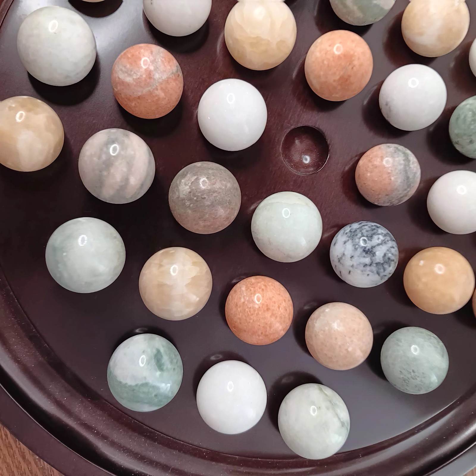 Vintage The Bombay Company Wood Solitaire Game 36 Heavy Marbles 1994 Luxury Set